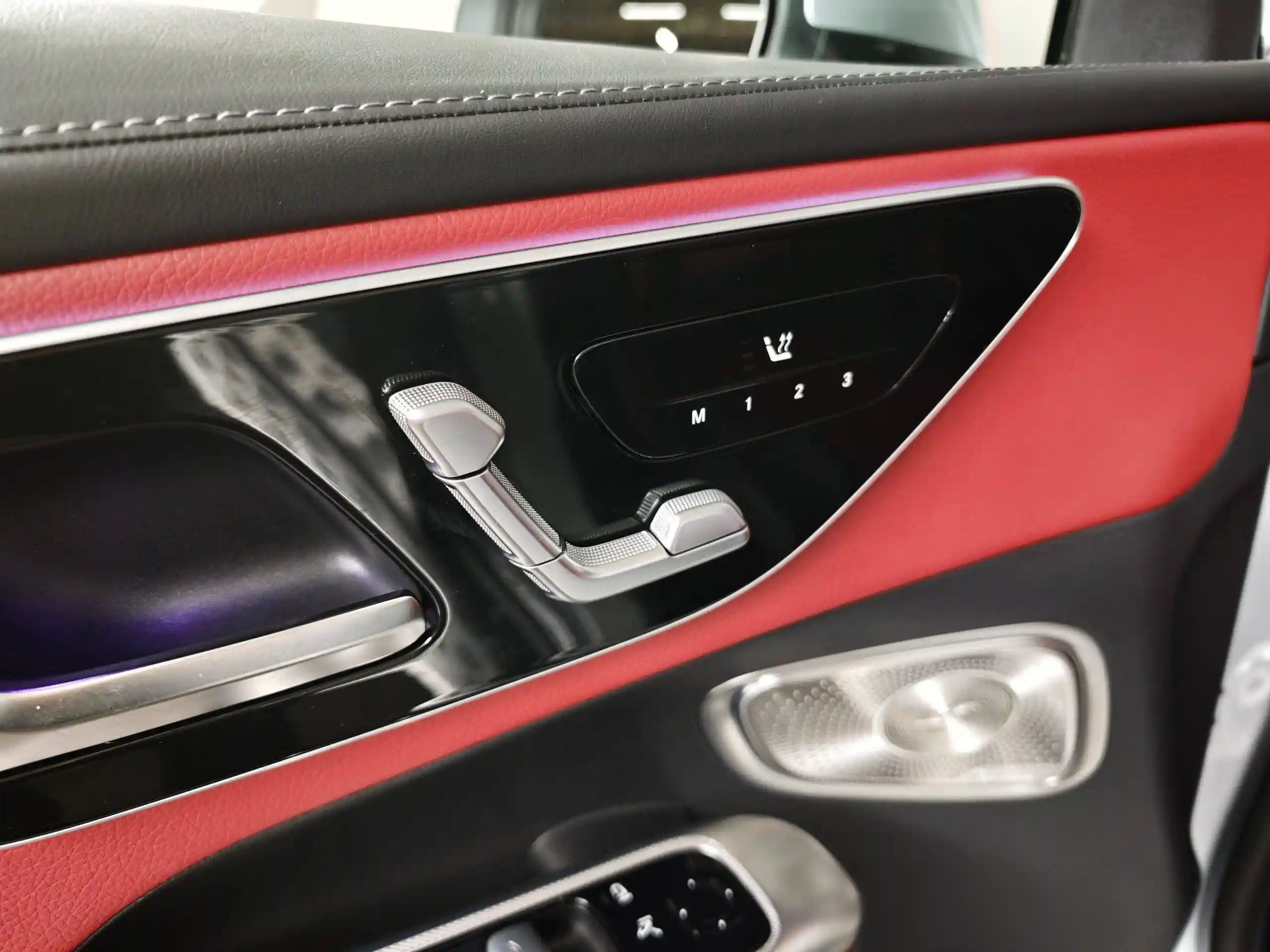 Mercedes-Benz GLC 2023
