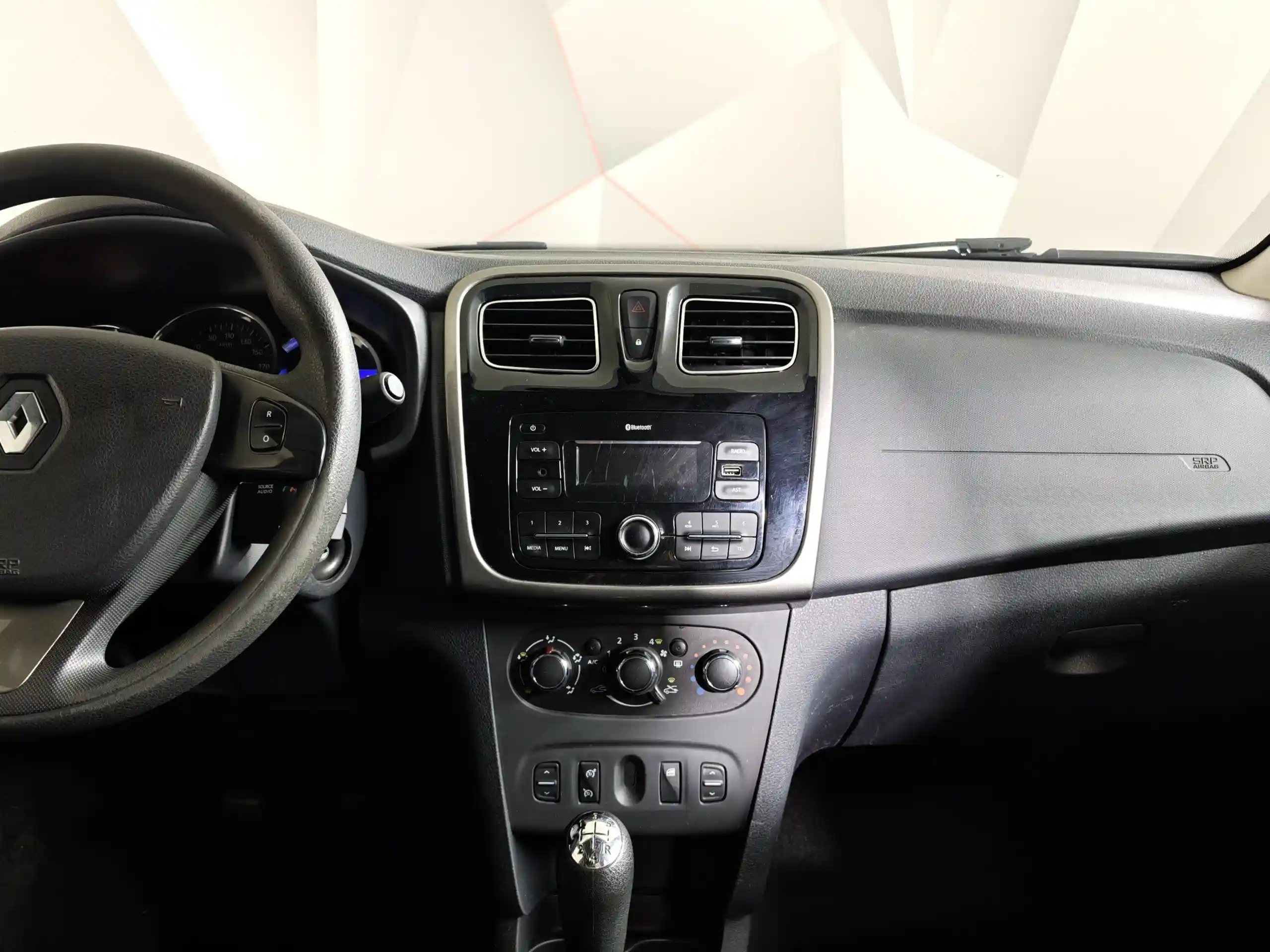 Renault Logan 2017