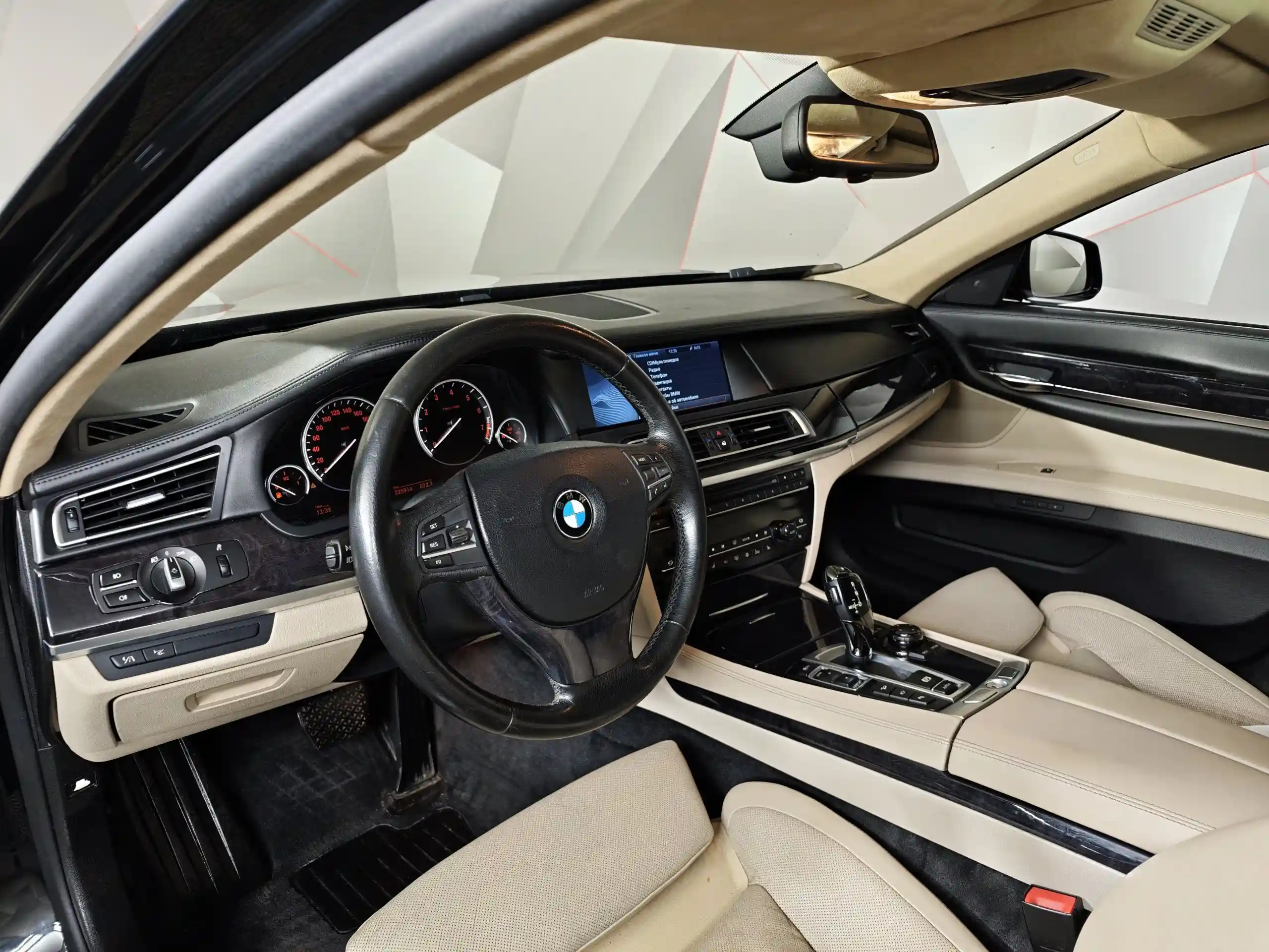 BMW 7 серия 2010