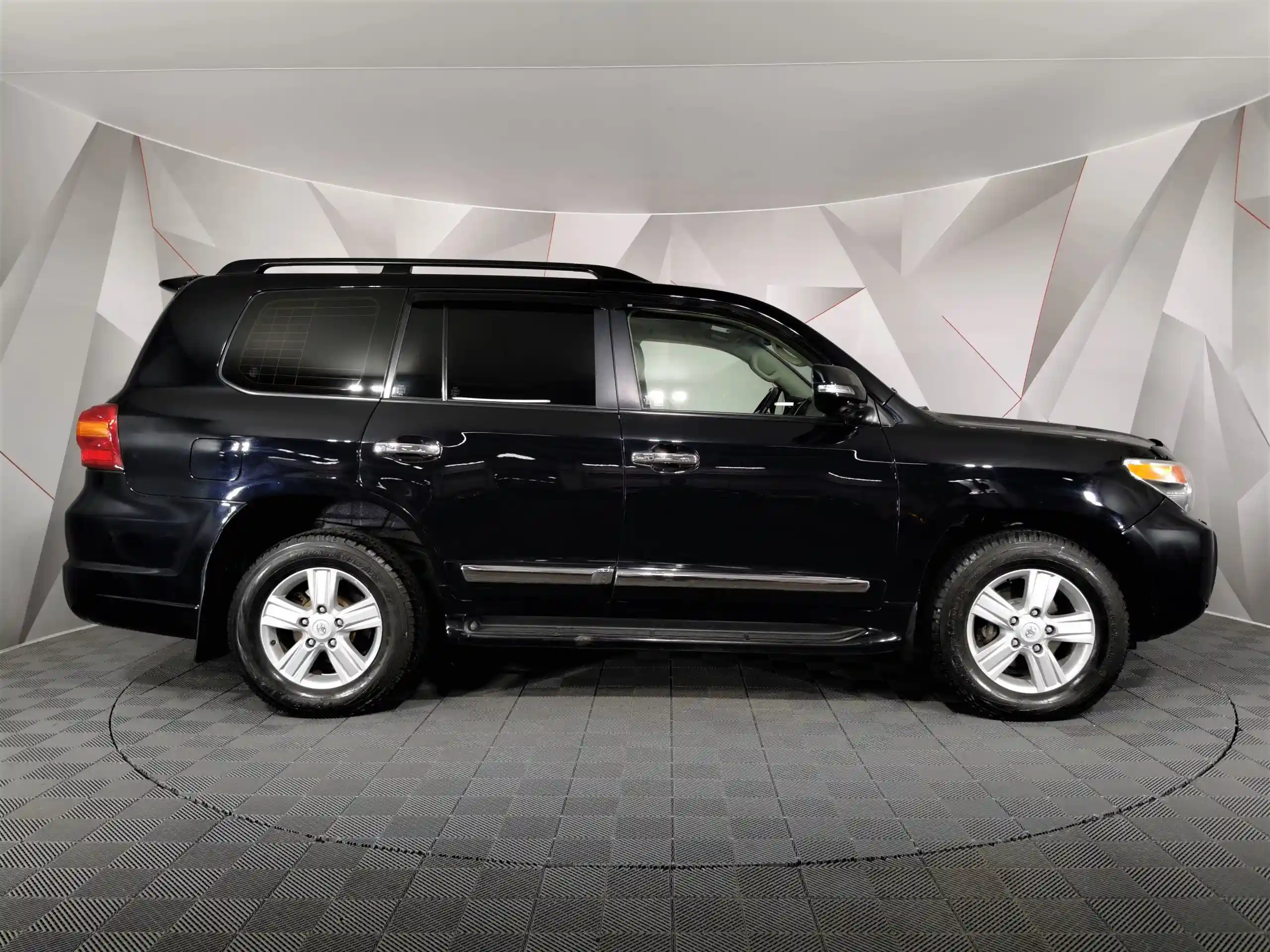Toyota Land Cruiser 2013