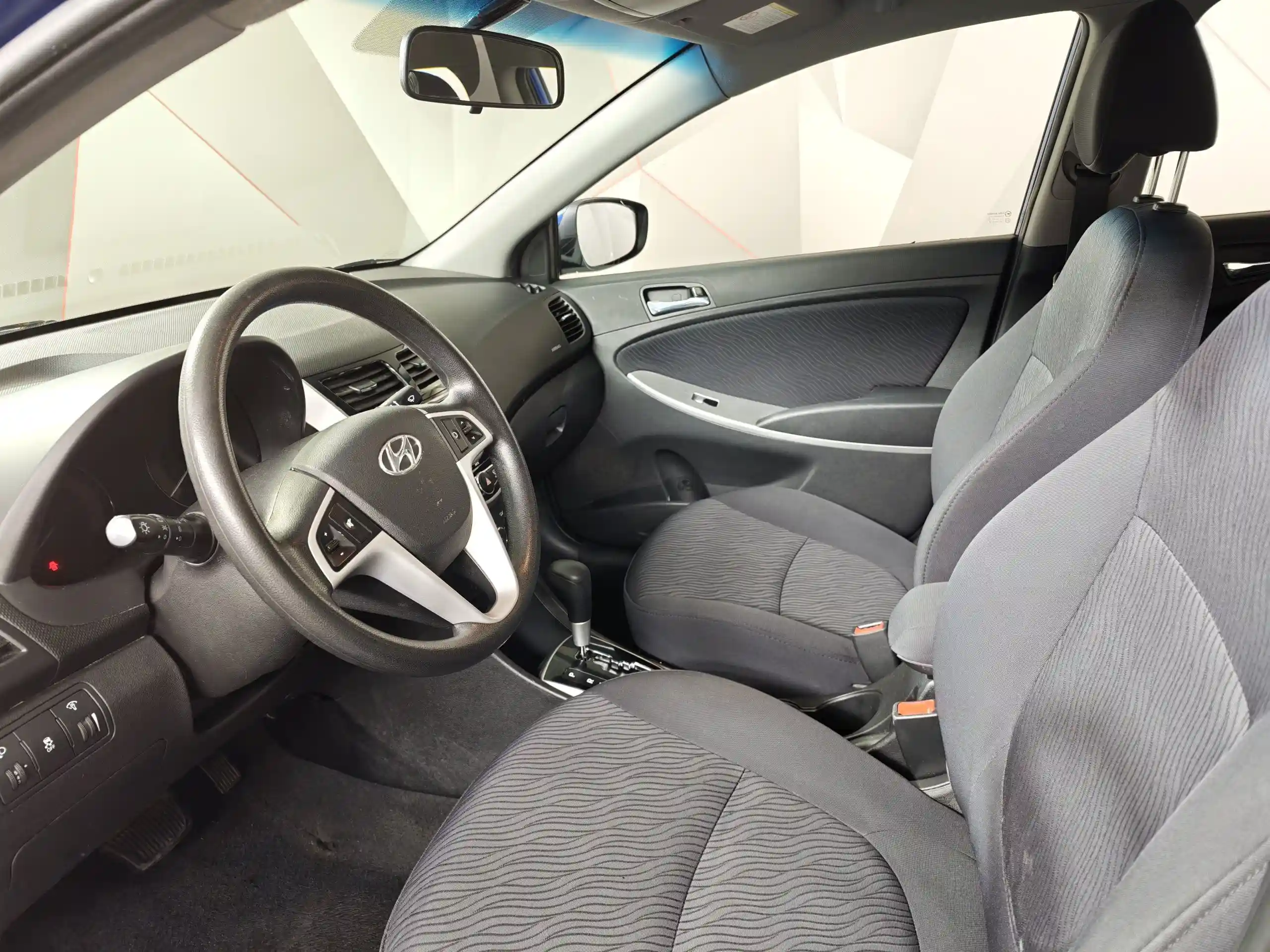 Hyundai Solaris 2012