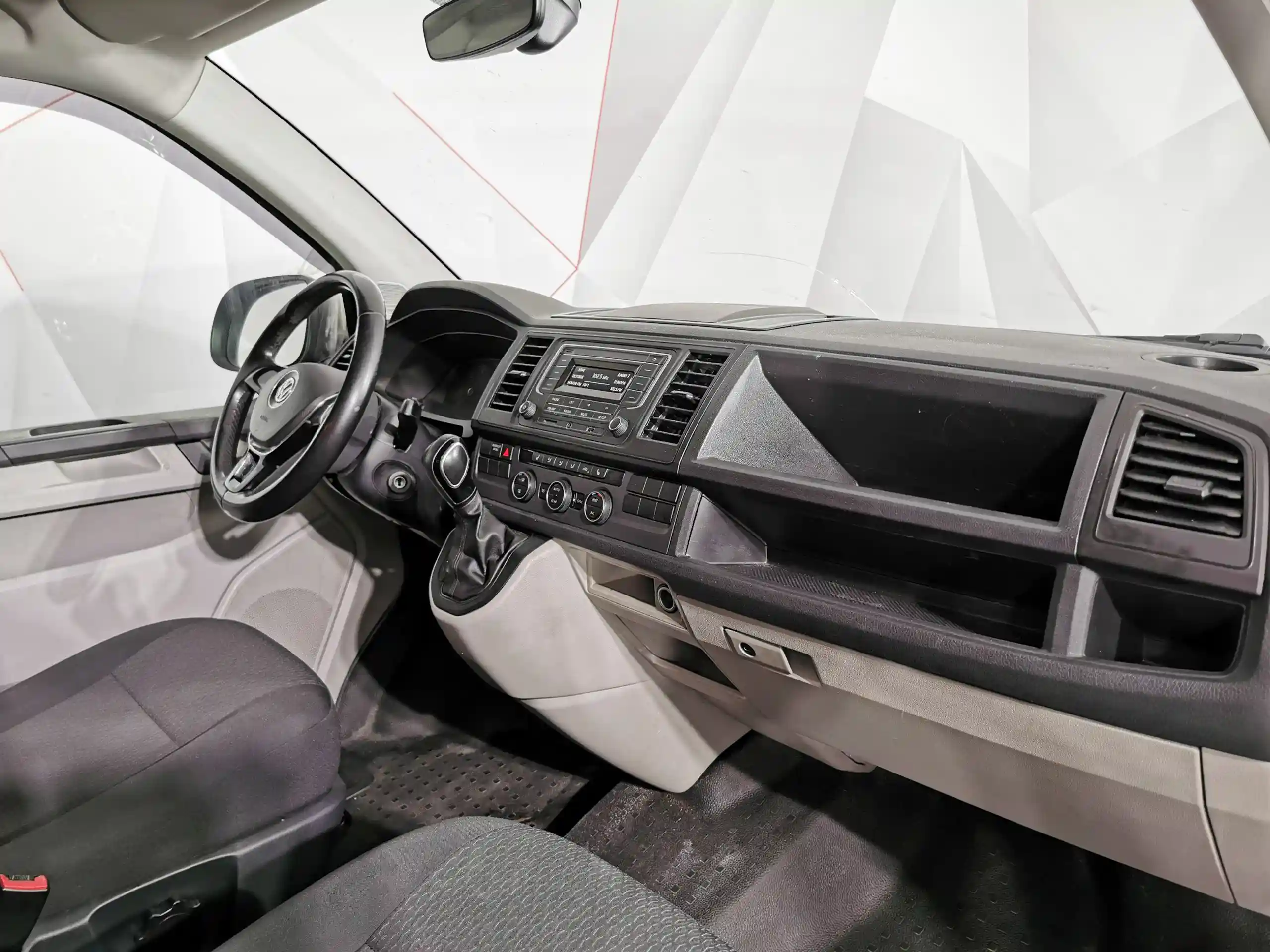 Volkswagen Caravelle 2018