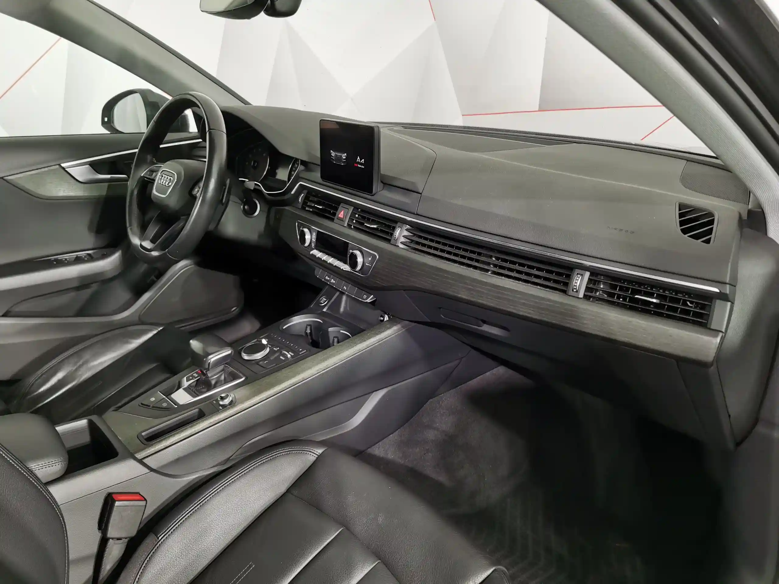 Audi A4 2019