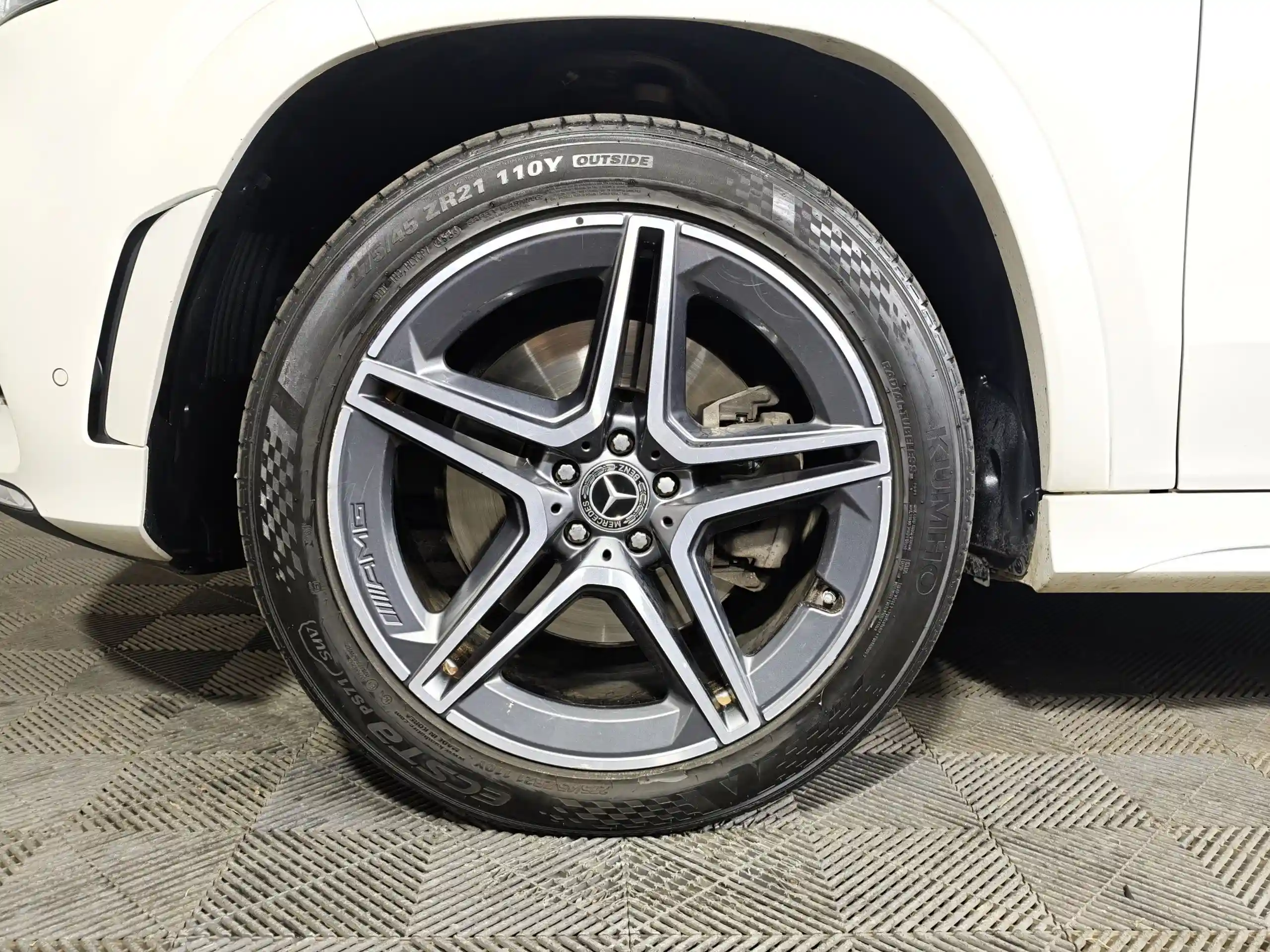 Mercedes-Benz GLS 2021