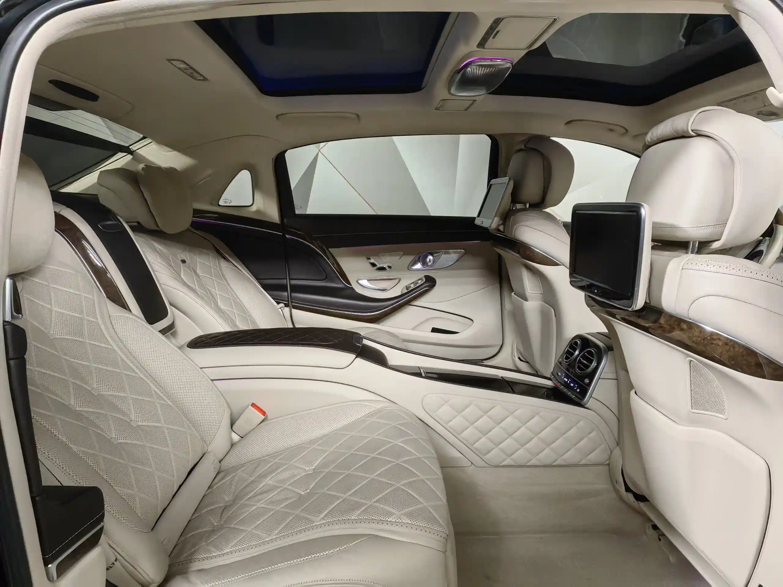 Mercedes-Benz S-Класс 2016