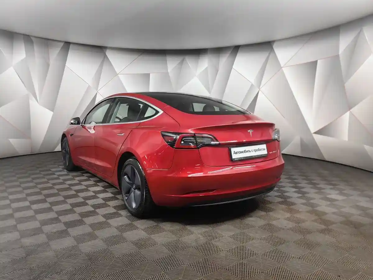Tesla Model 3 2020