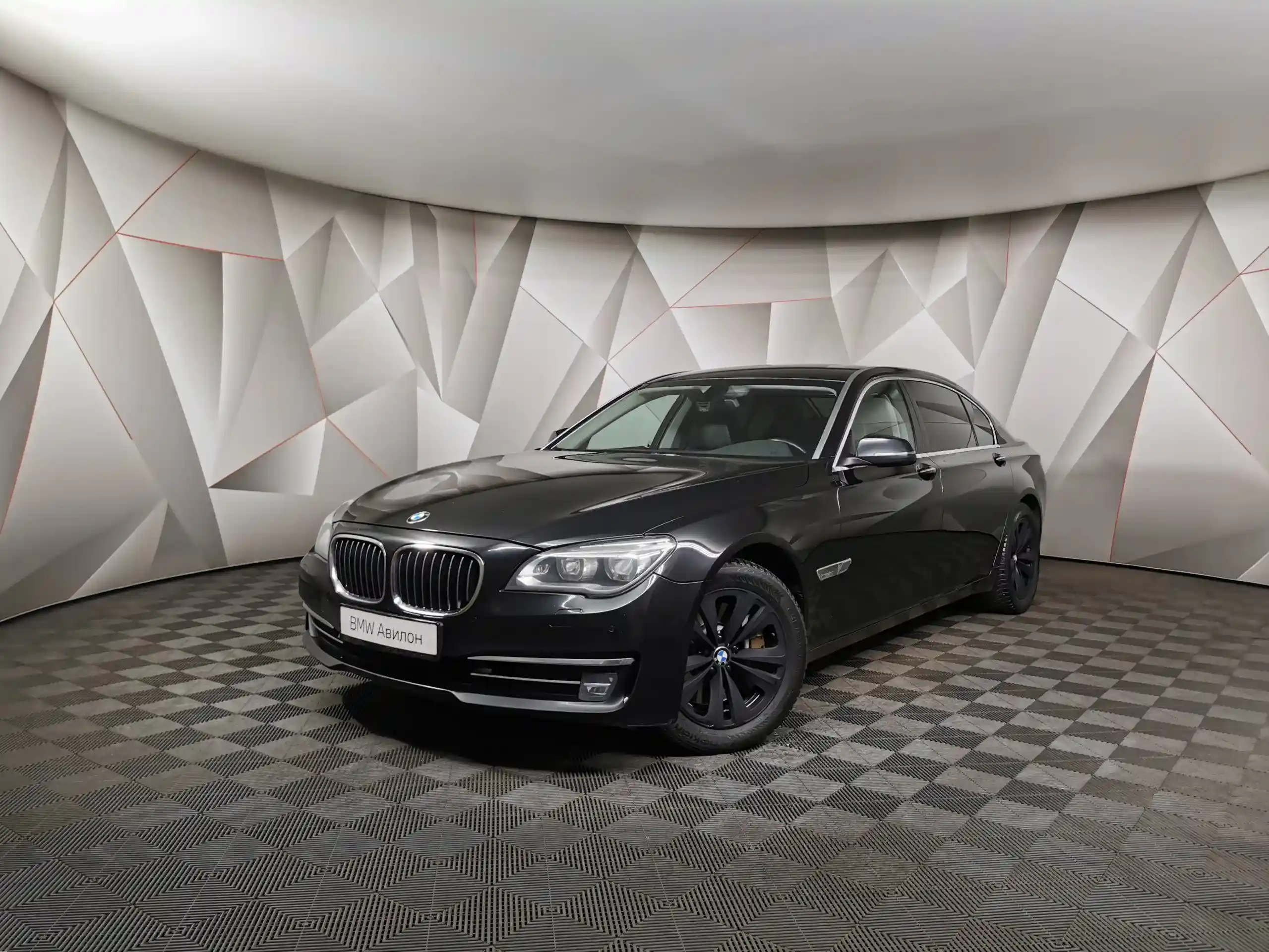 BMW 7 серия 2013