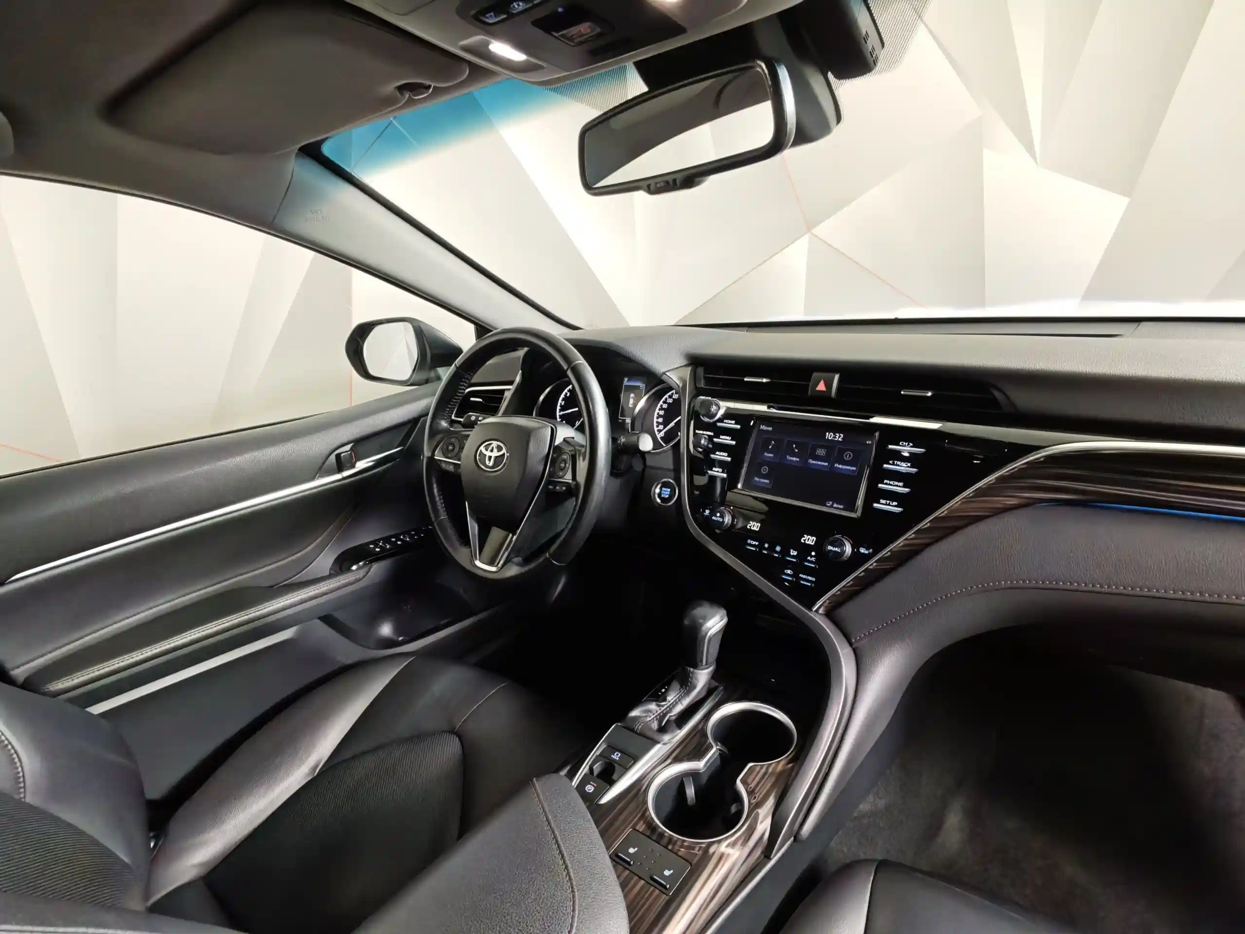 Toyota Camry 2020