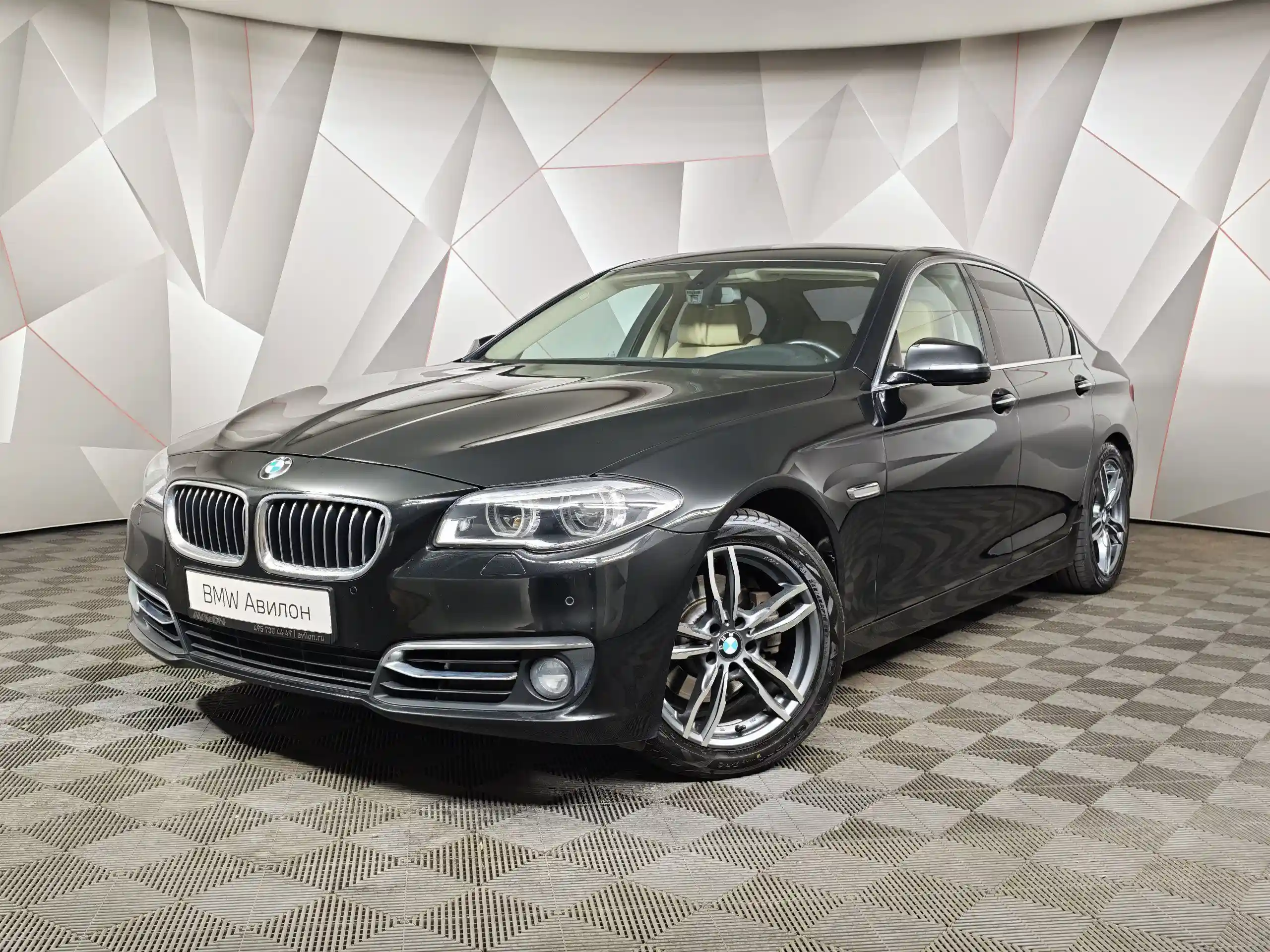 BMW 5 серия 2016