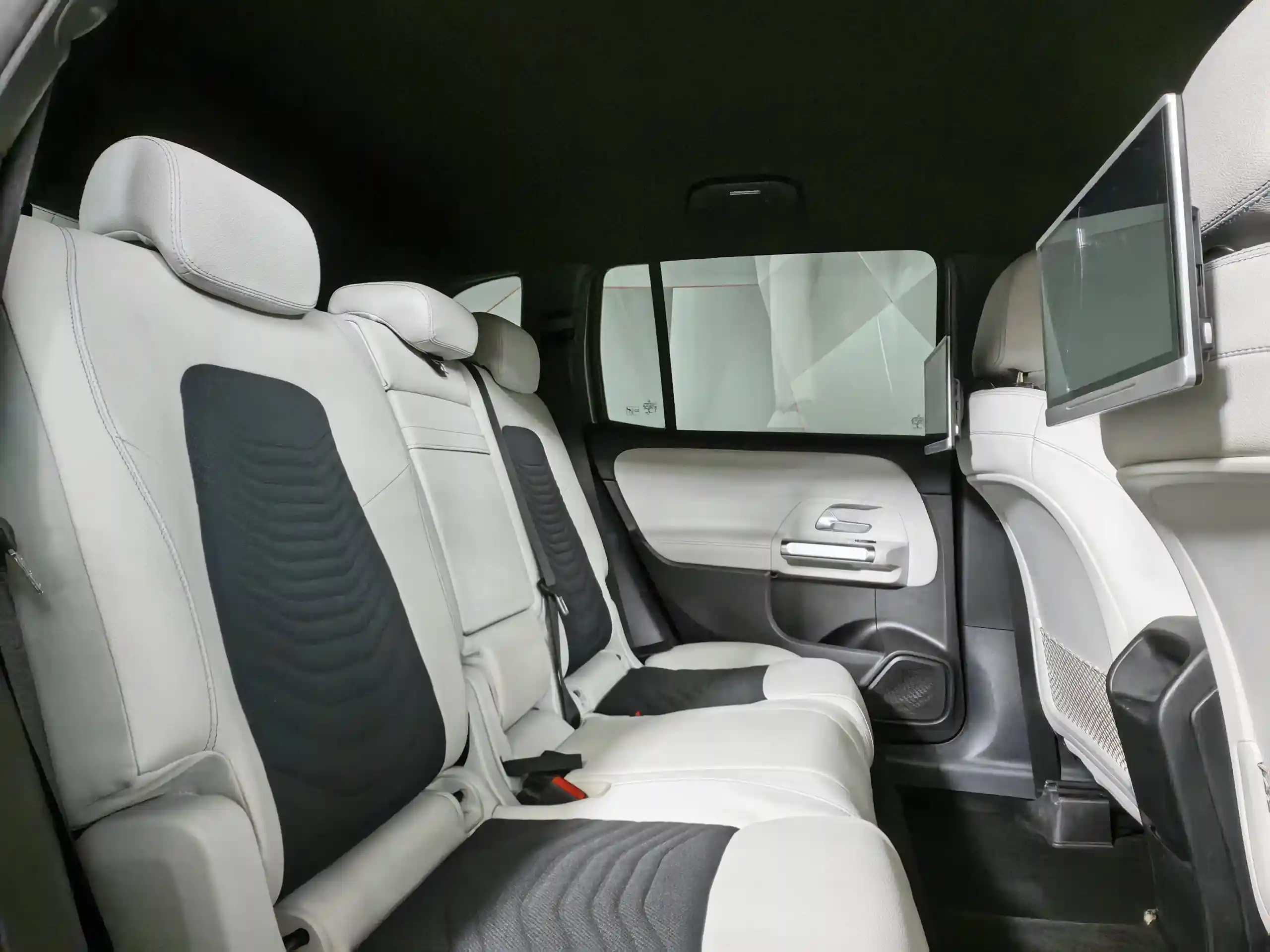 Mercedes-Benz GLB 2020