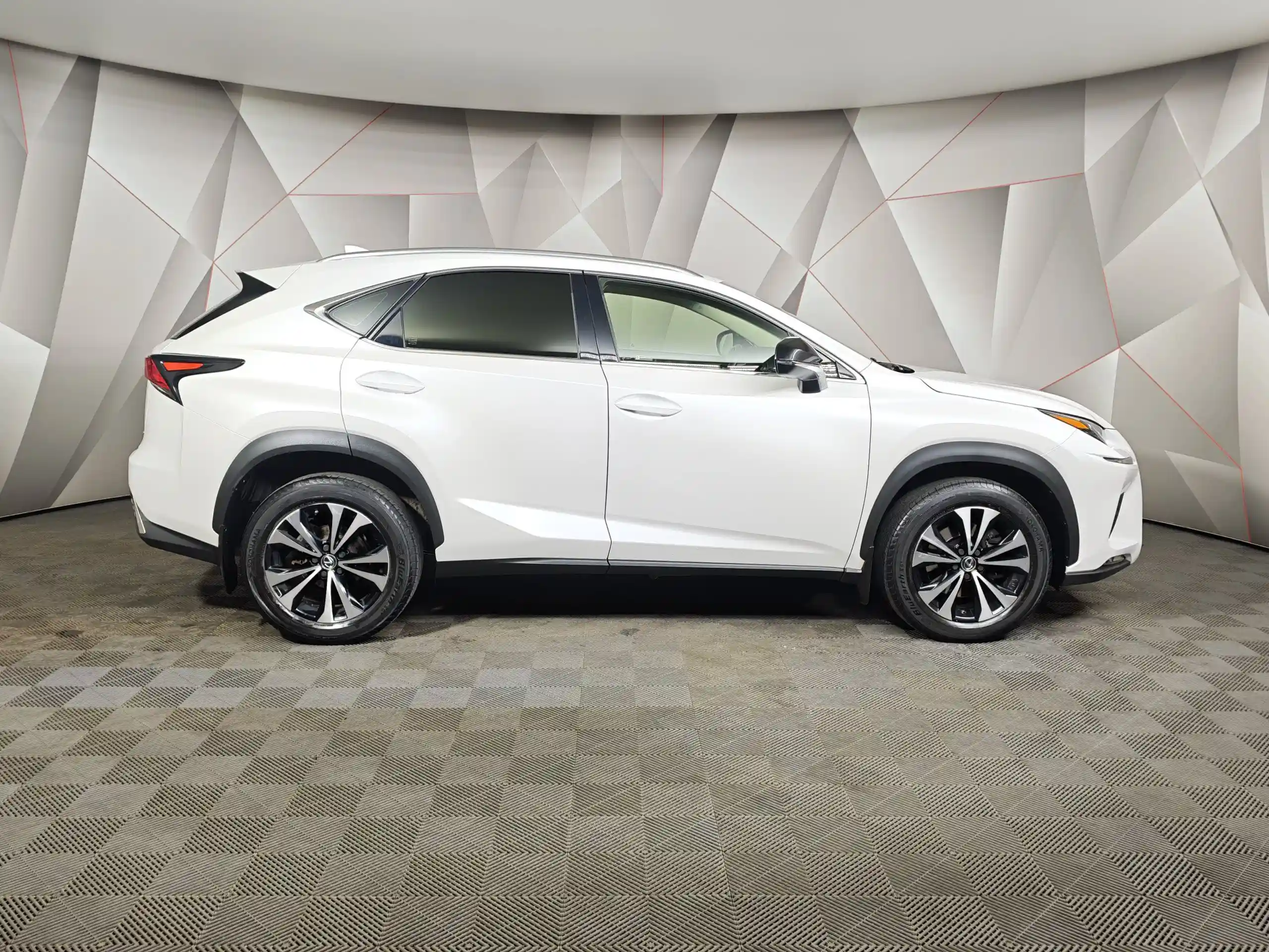 Lexus NX 2019