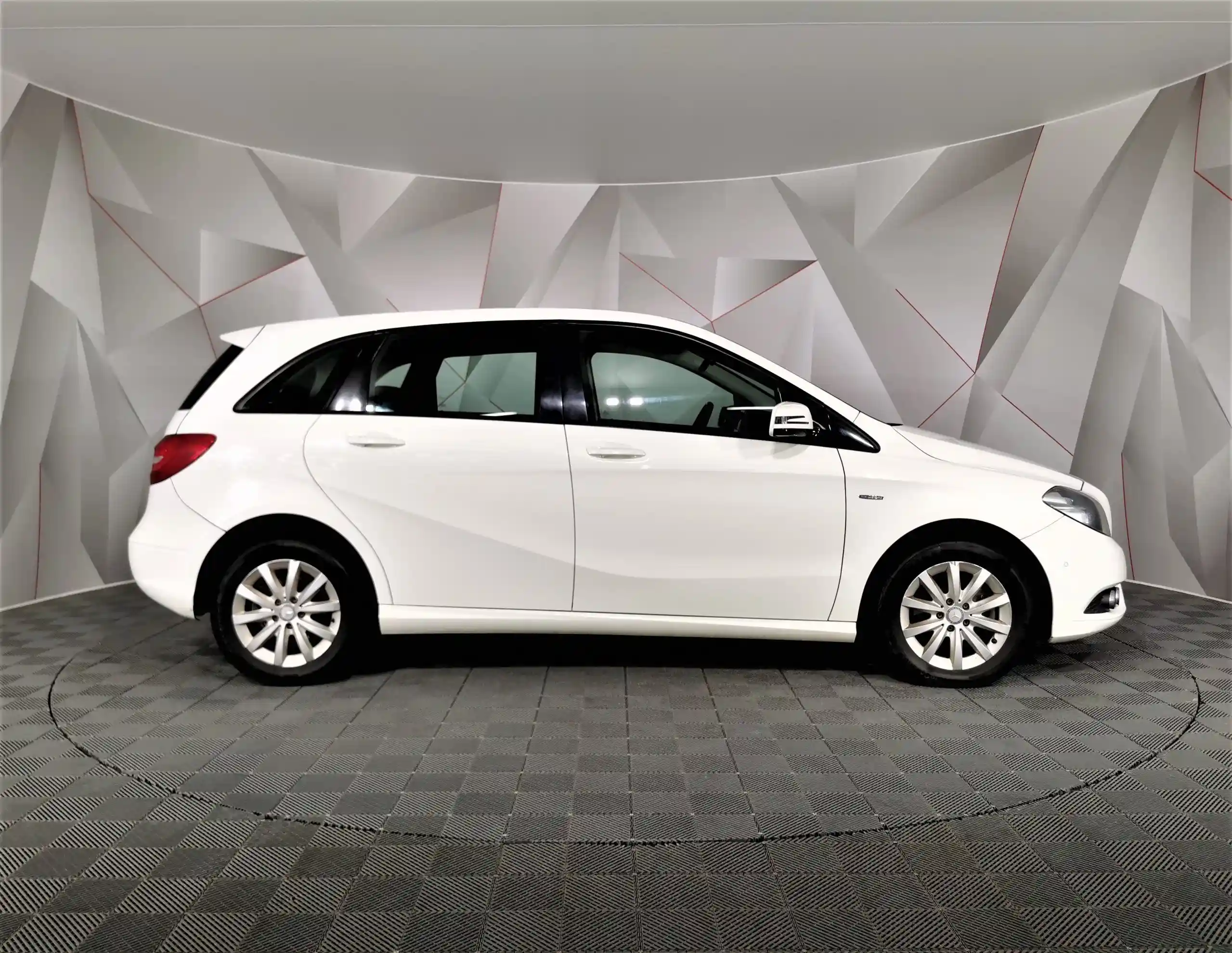 Mercedes-Benz B-Класс 2012