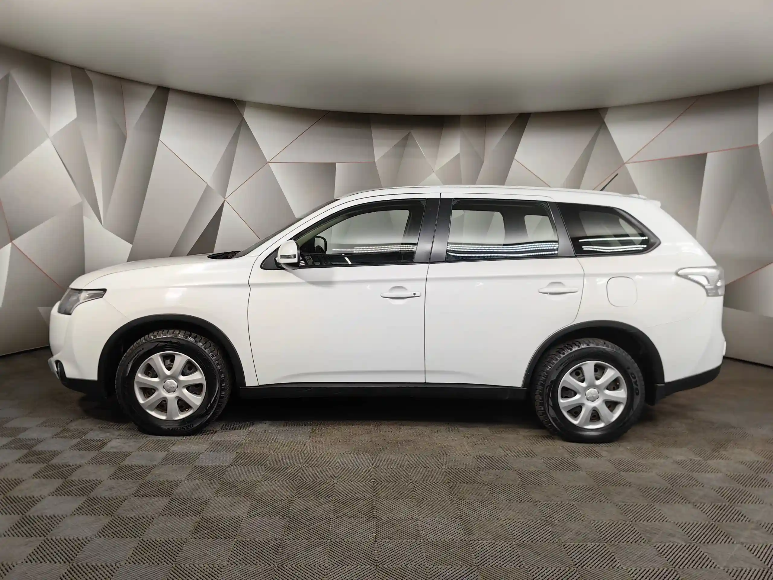 Mitsubishi Outlander 2014