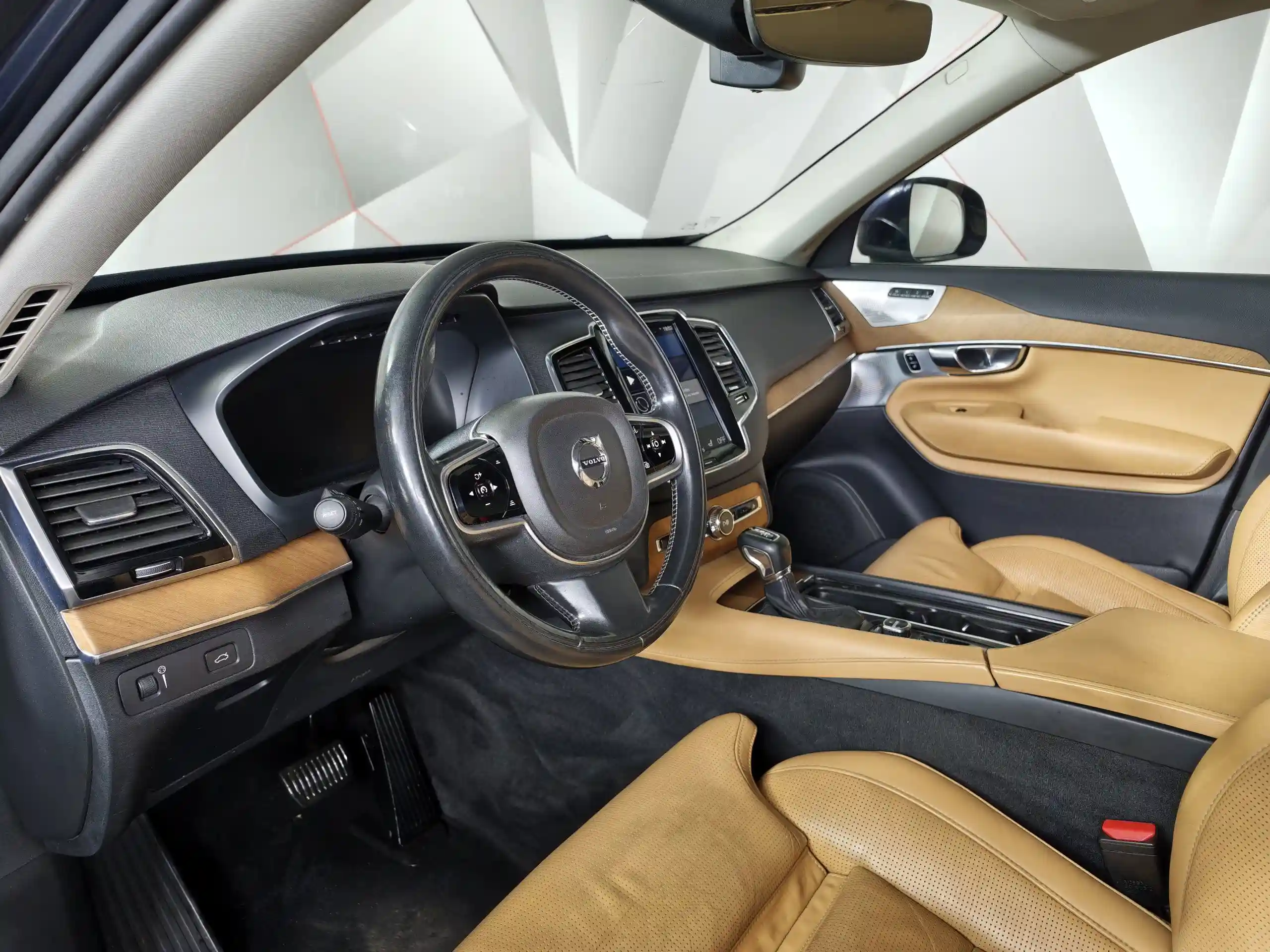 Volvo XC90 2016