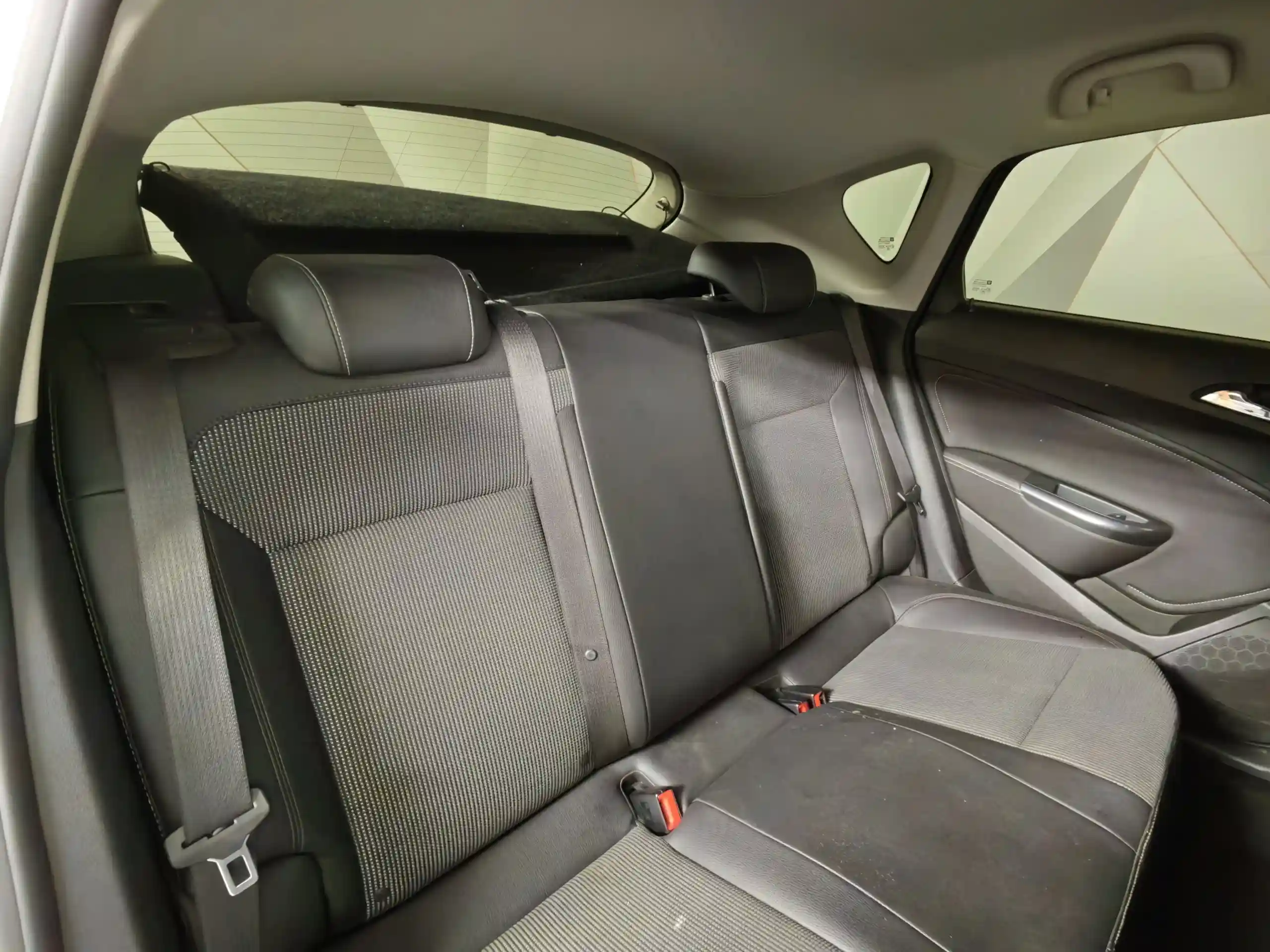 Opel Astra 2011