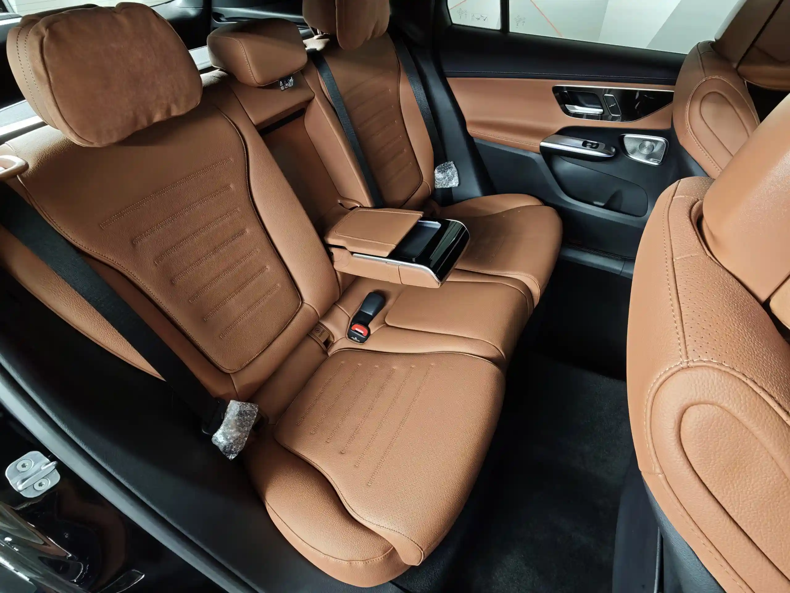 Mercedes-Benz GLC 2025