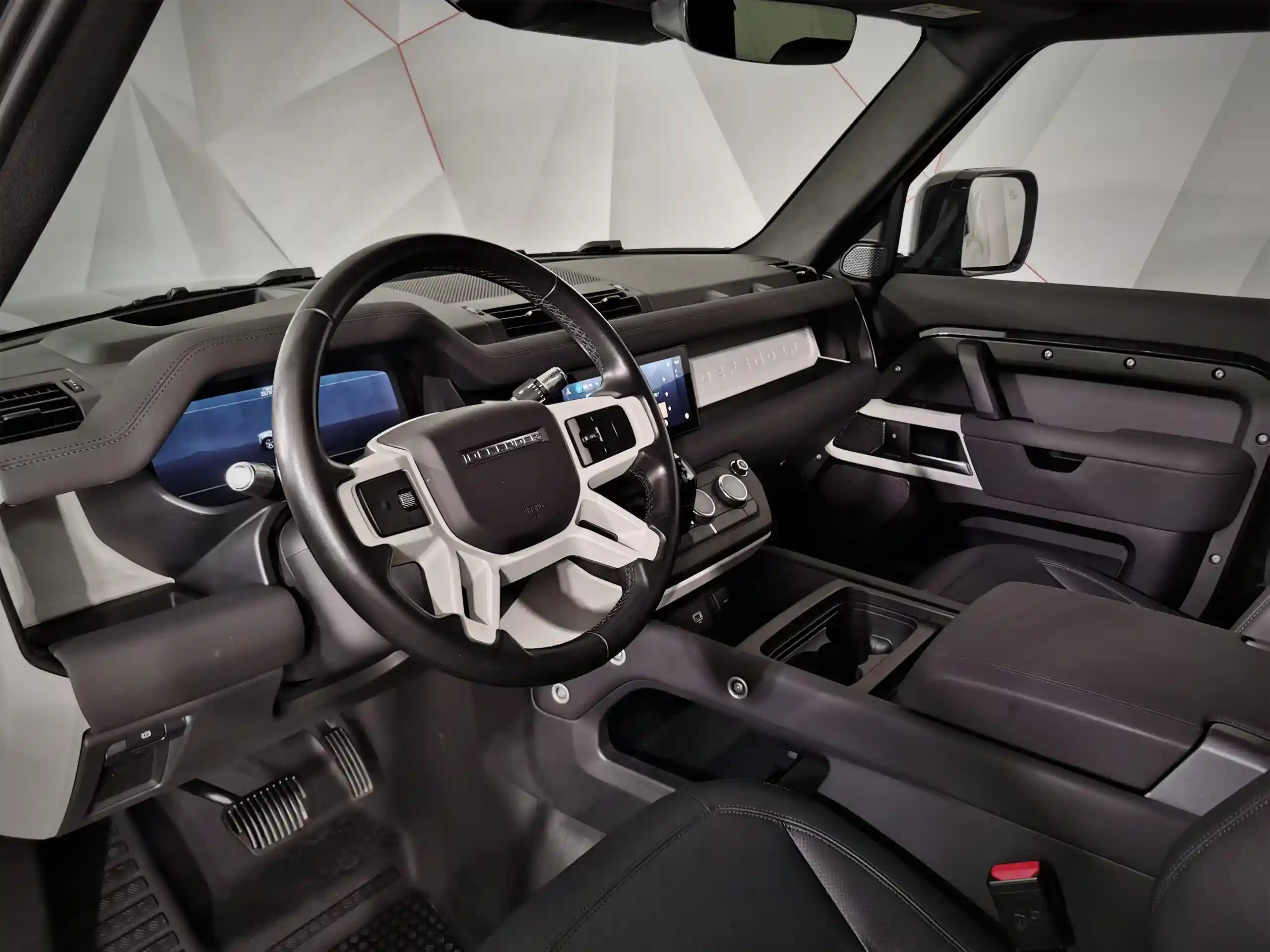 Land Rover Defender 2021