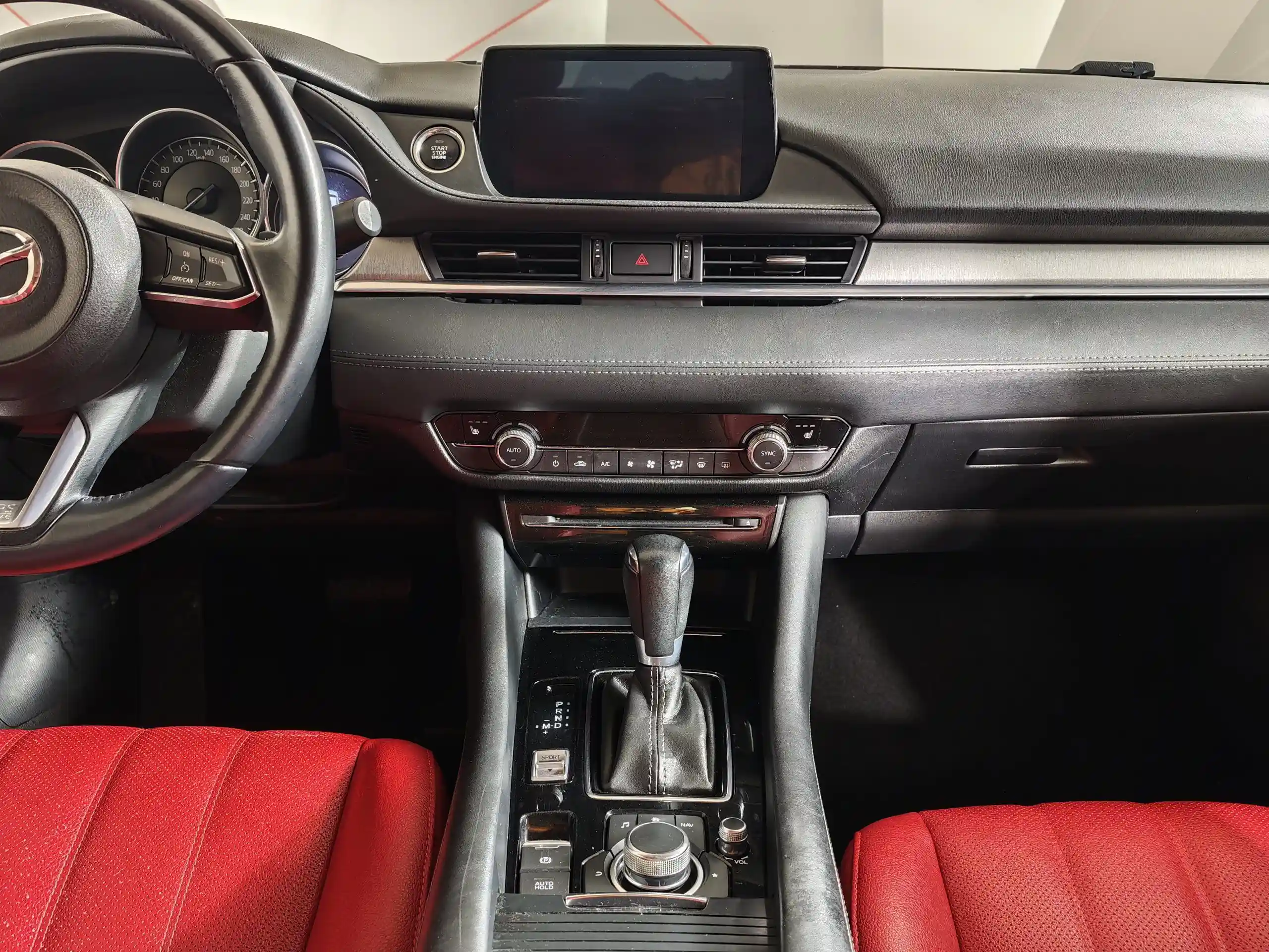 Mazda 6 2019