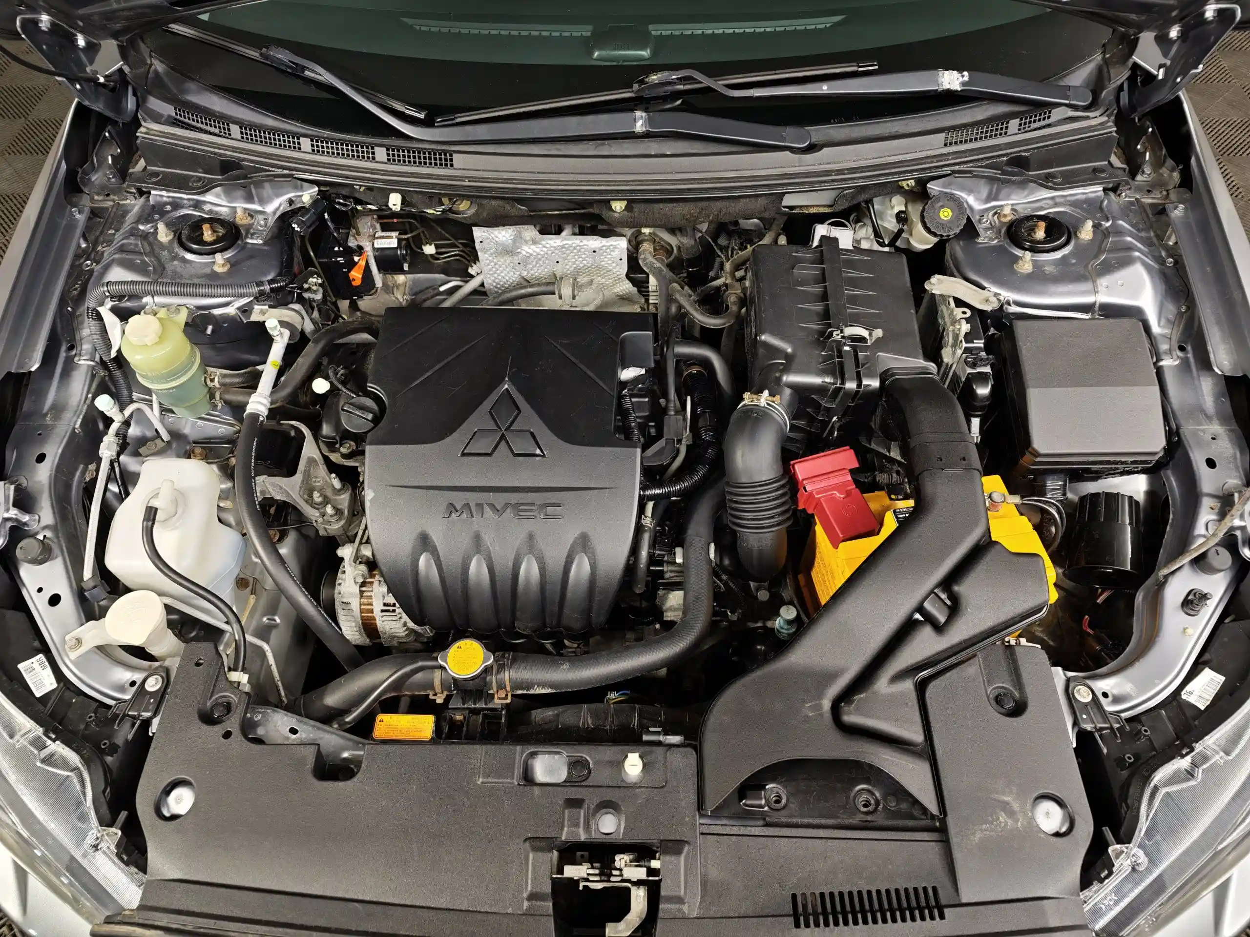 Mitsubishi Lancer 2012