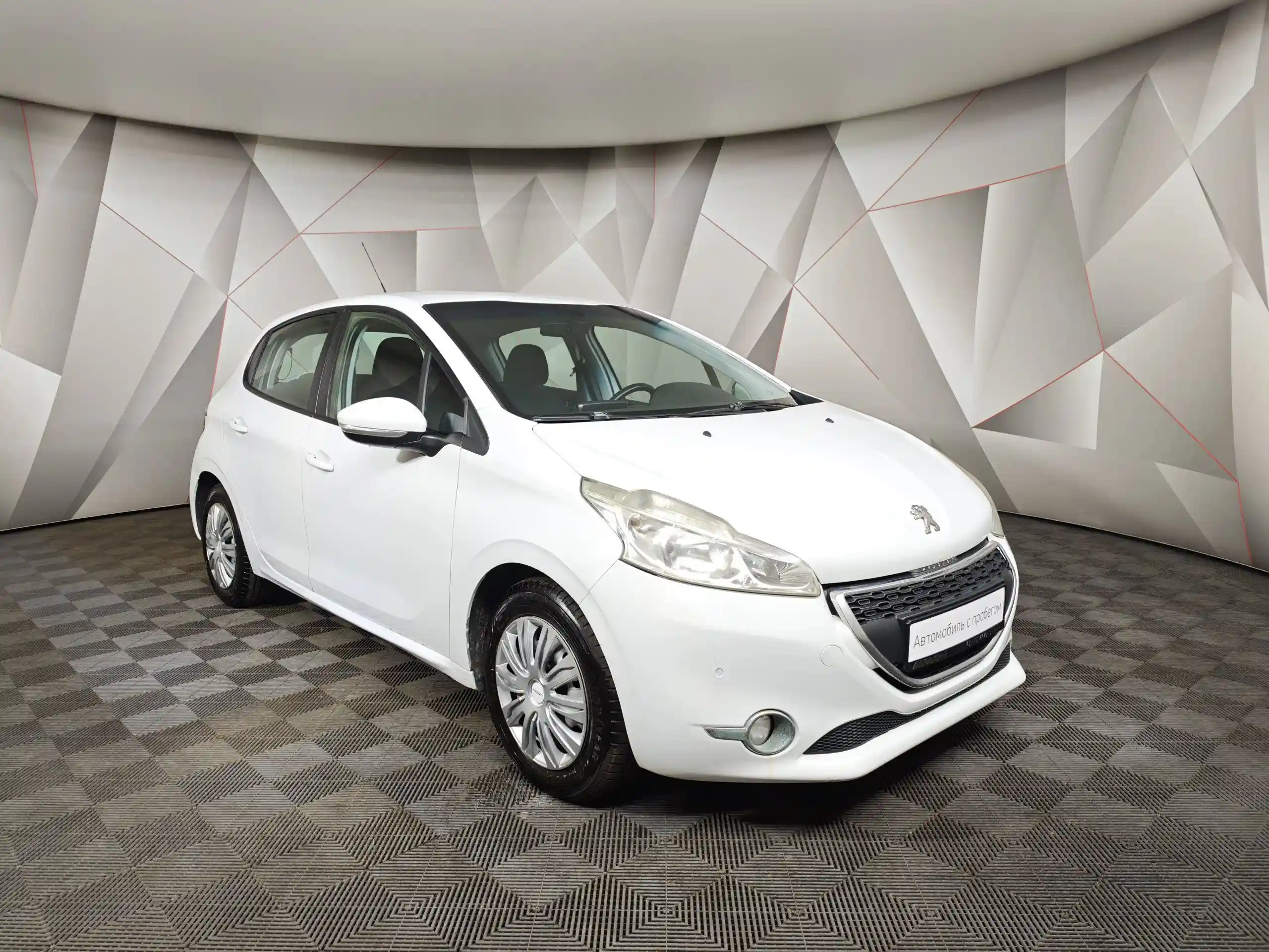 Peugeot 208 2013