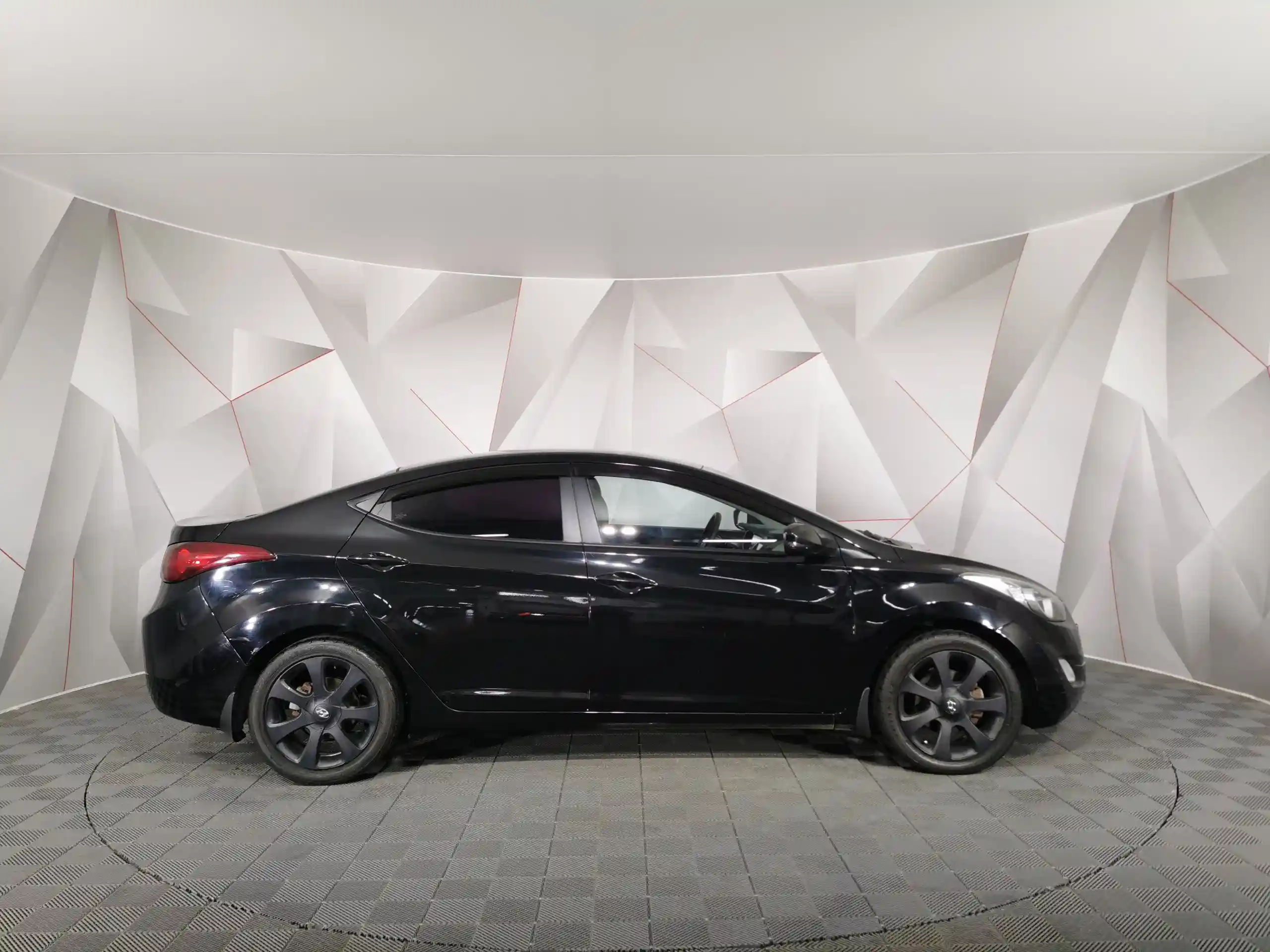Hyundai Elantra 2012