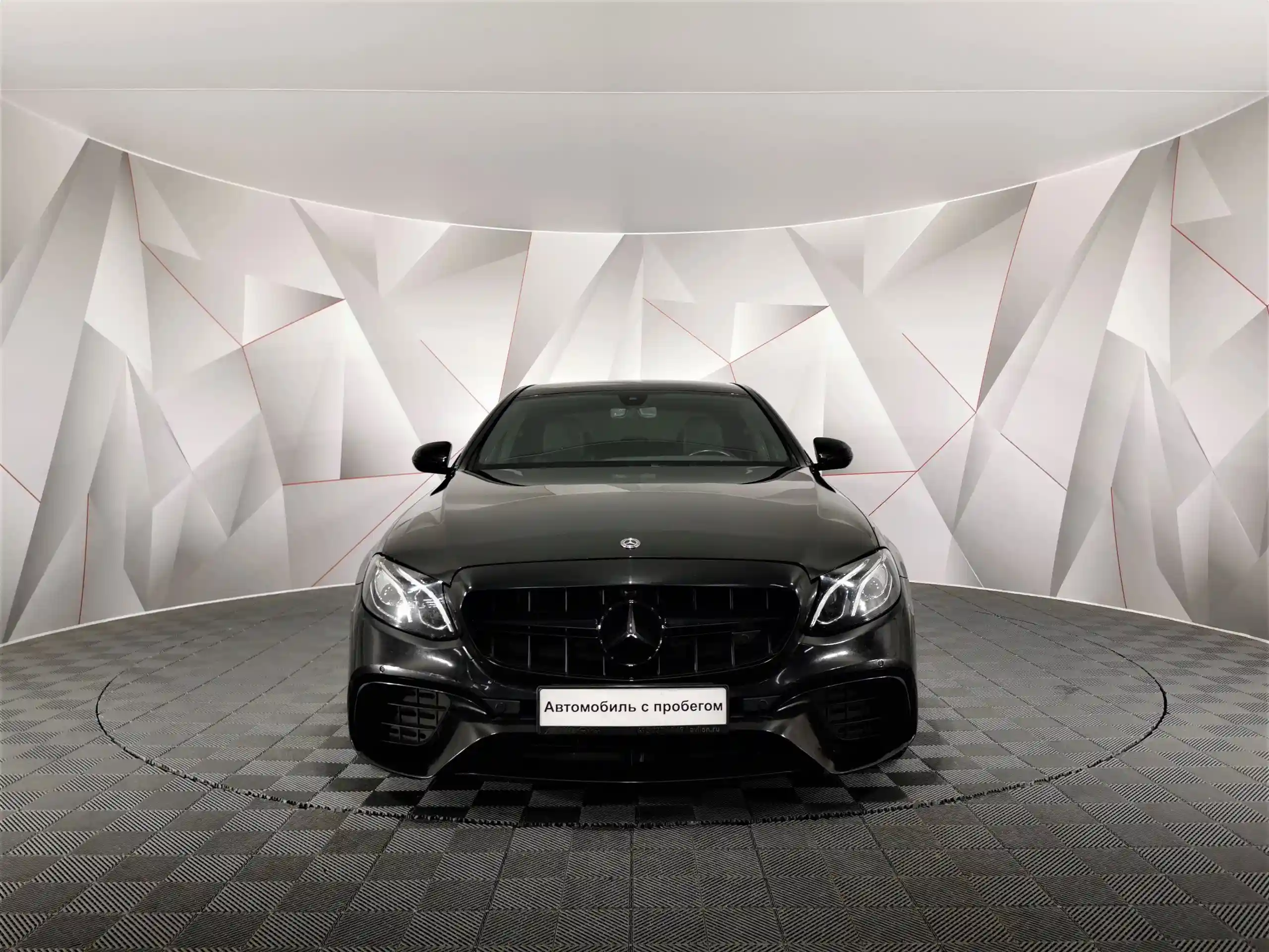 Mercedes-Benz E-Класс 2019