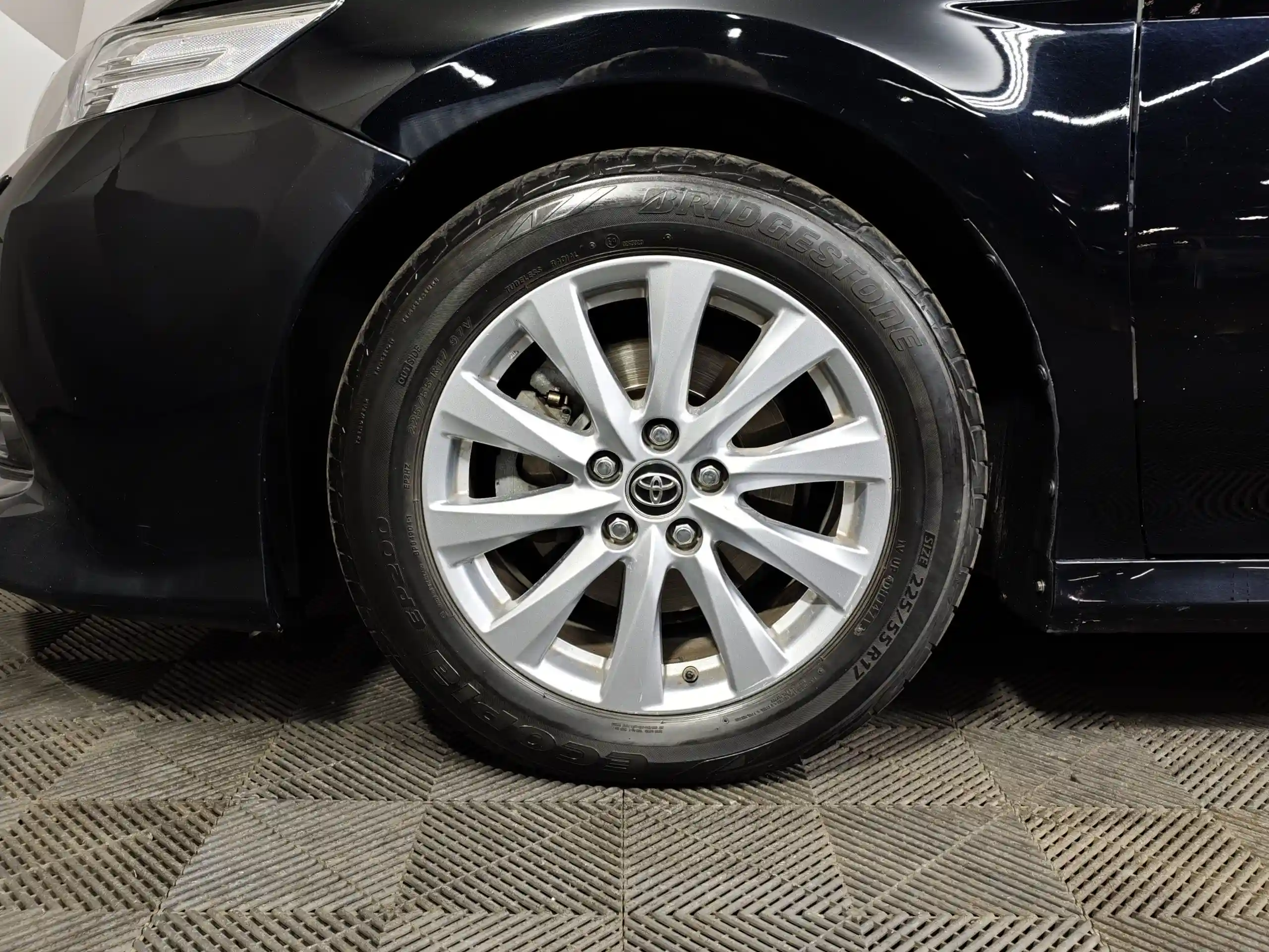 Toyota Camry 2019