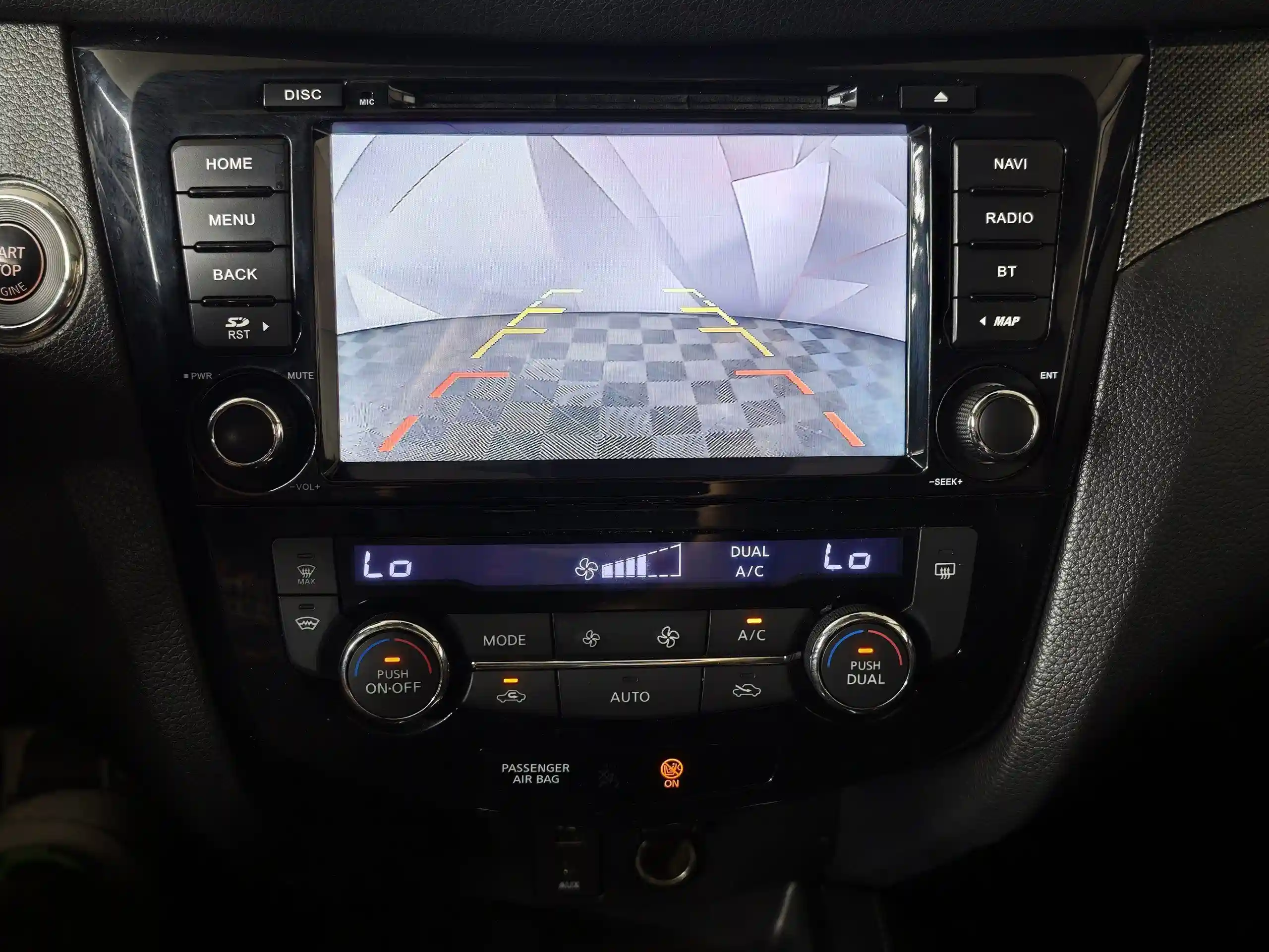 Nissan X-Trail 2015