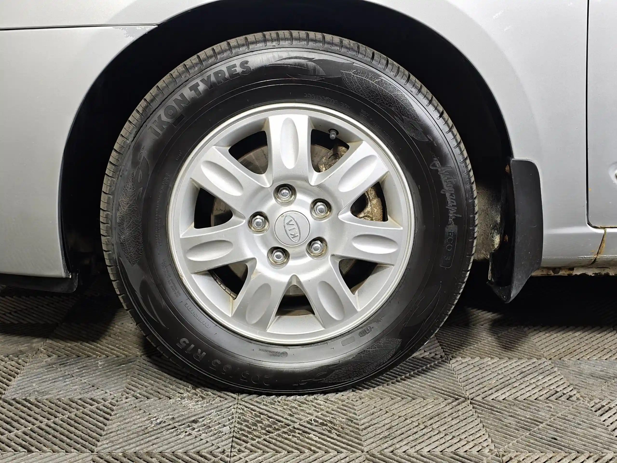 Kia Carens 2011