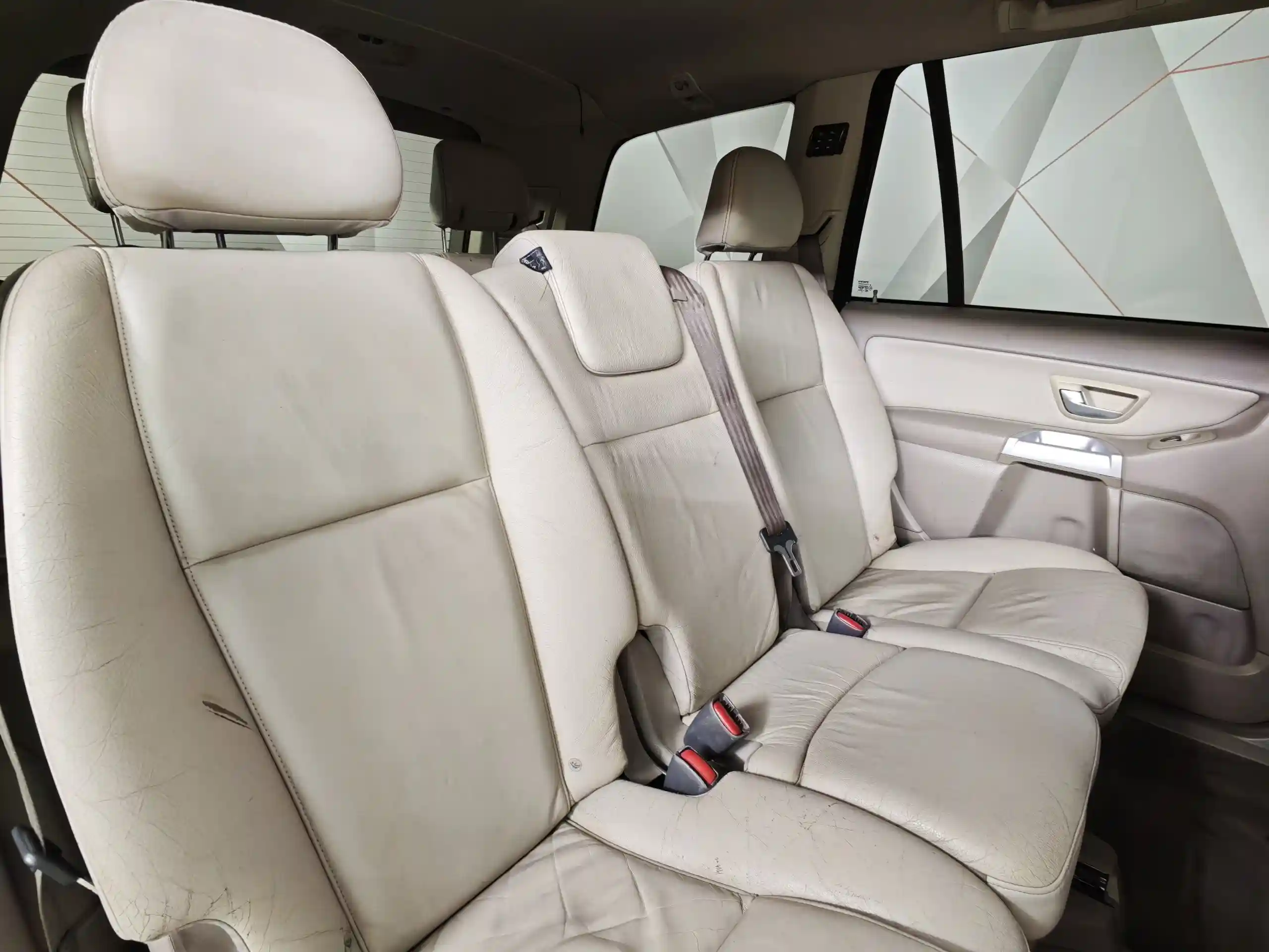 Volvo XC90 2003