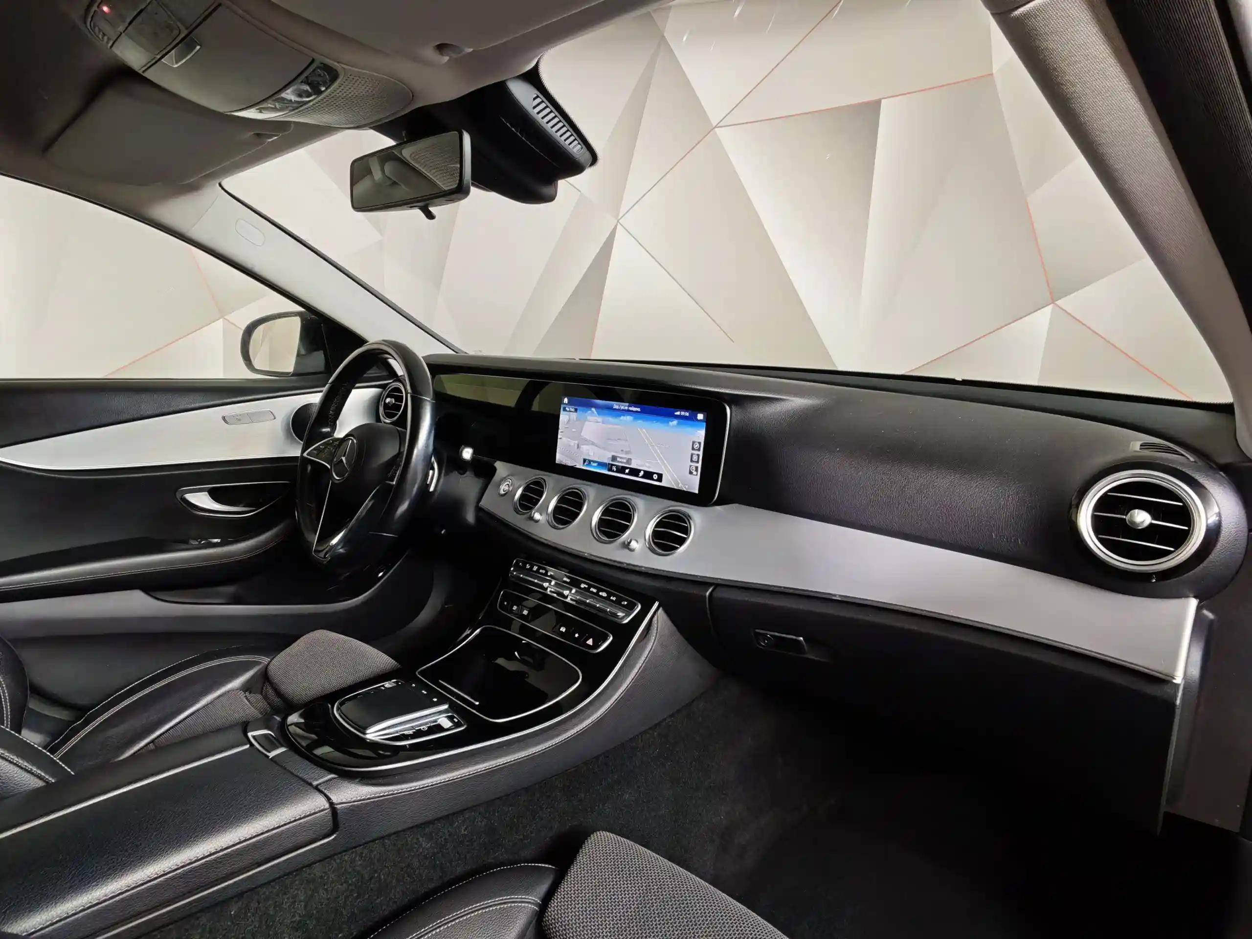 Mercedes-Benz E-Класс 2021