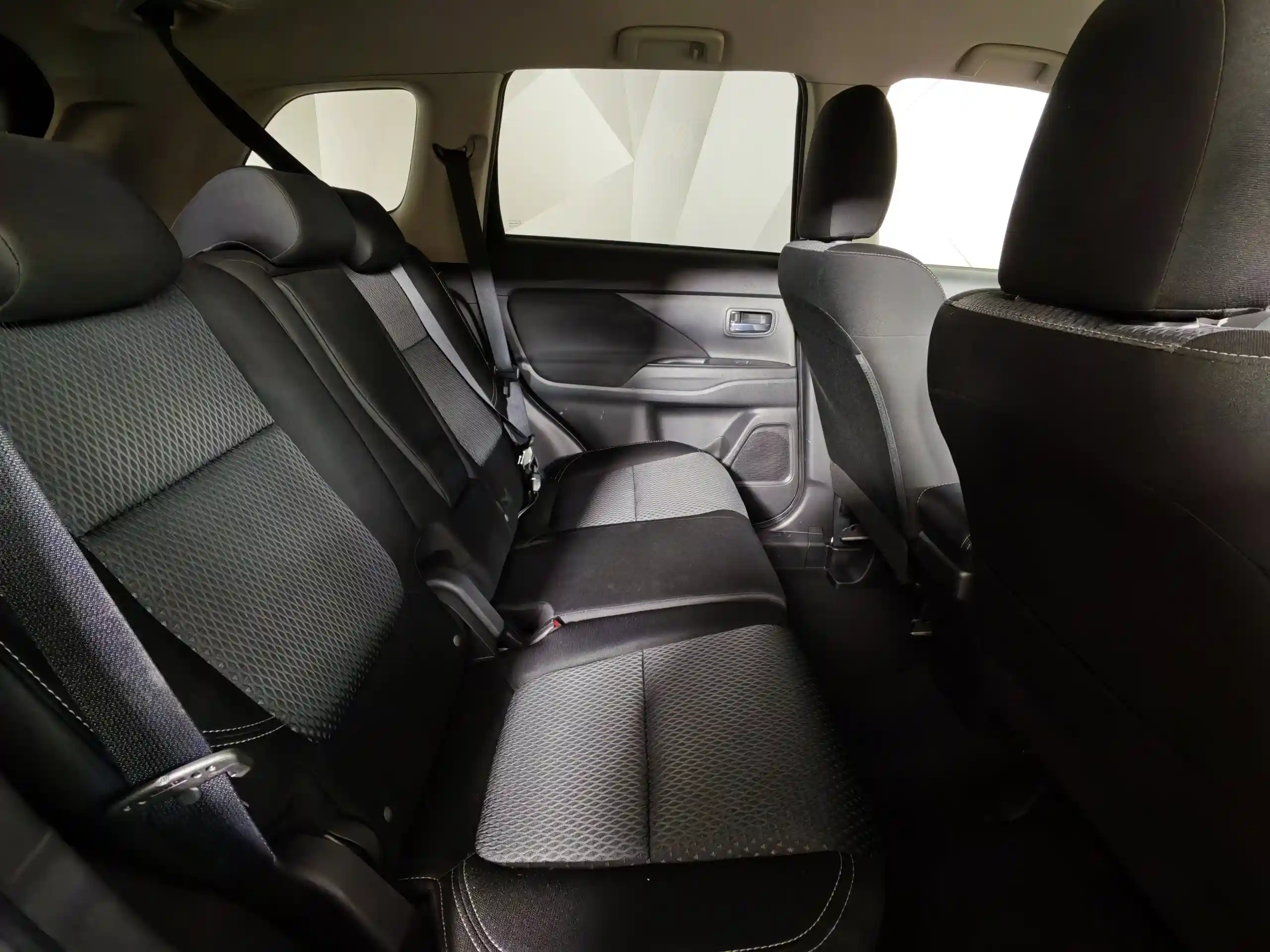 Mitsubishi Outlander 2019