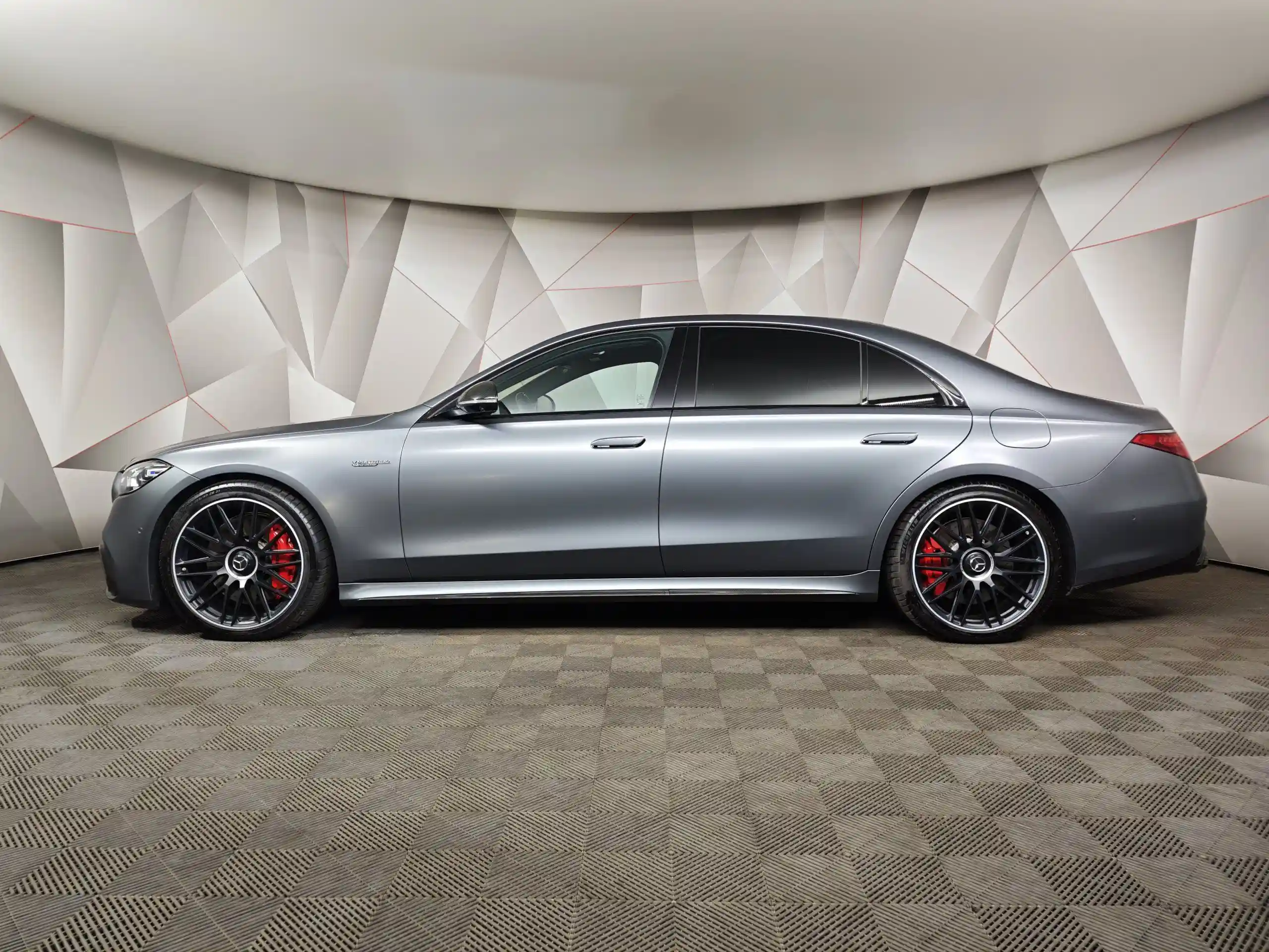 Mercedes-Benz S-Класс 2024