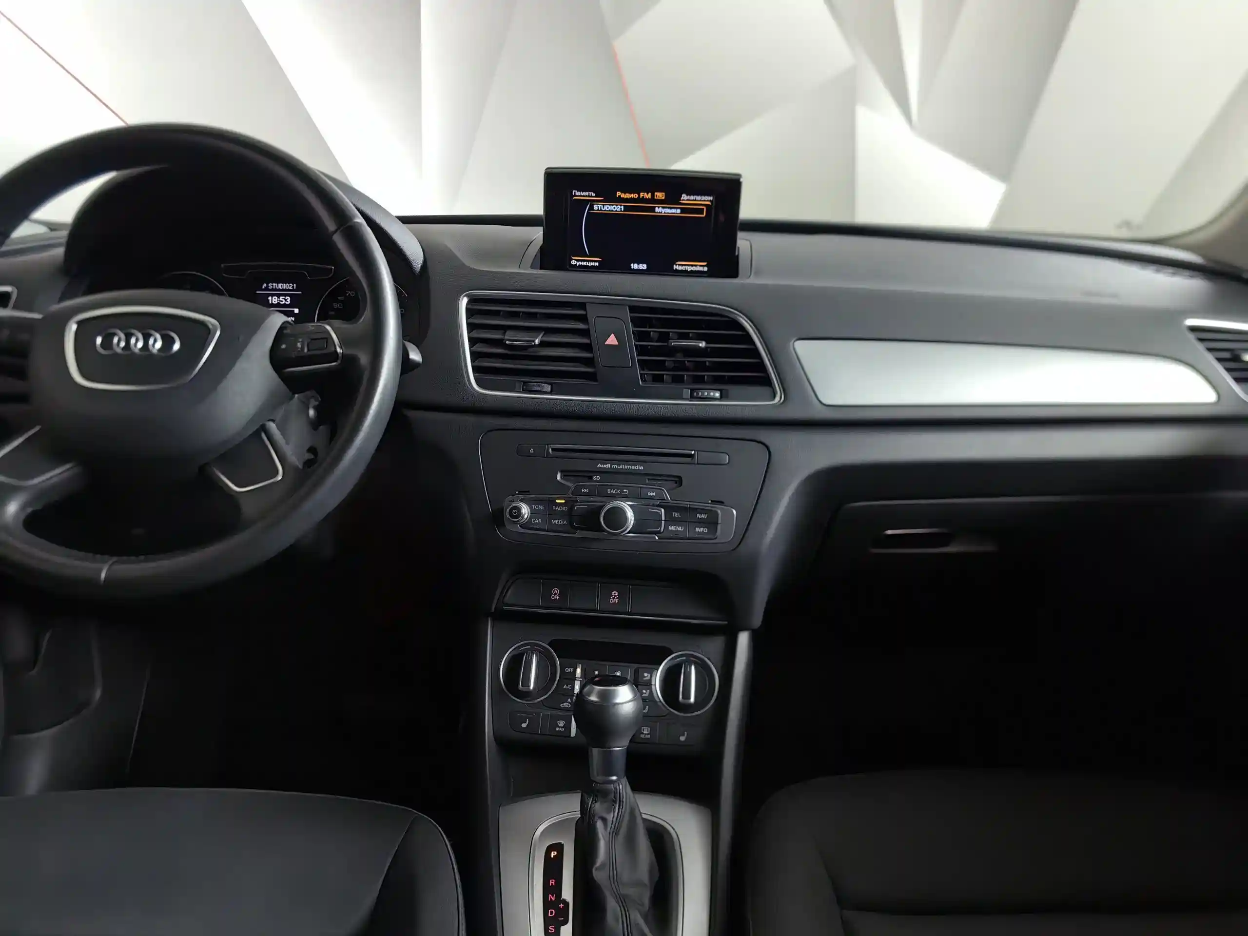 Audi Q3 2015