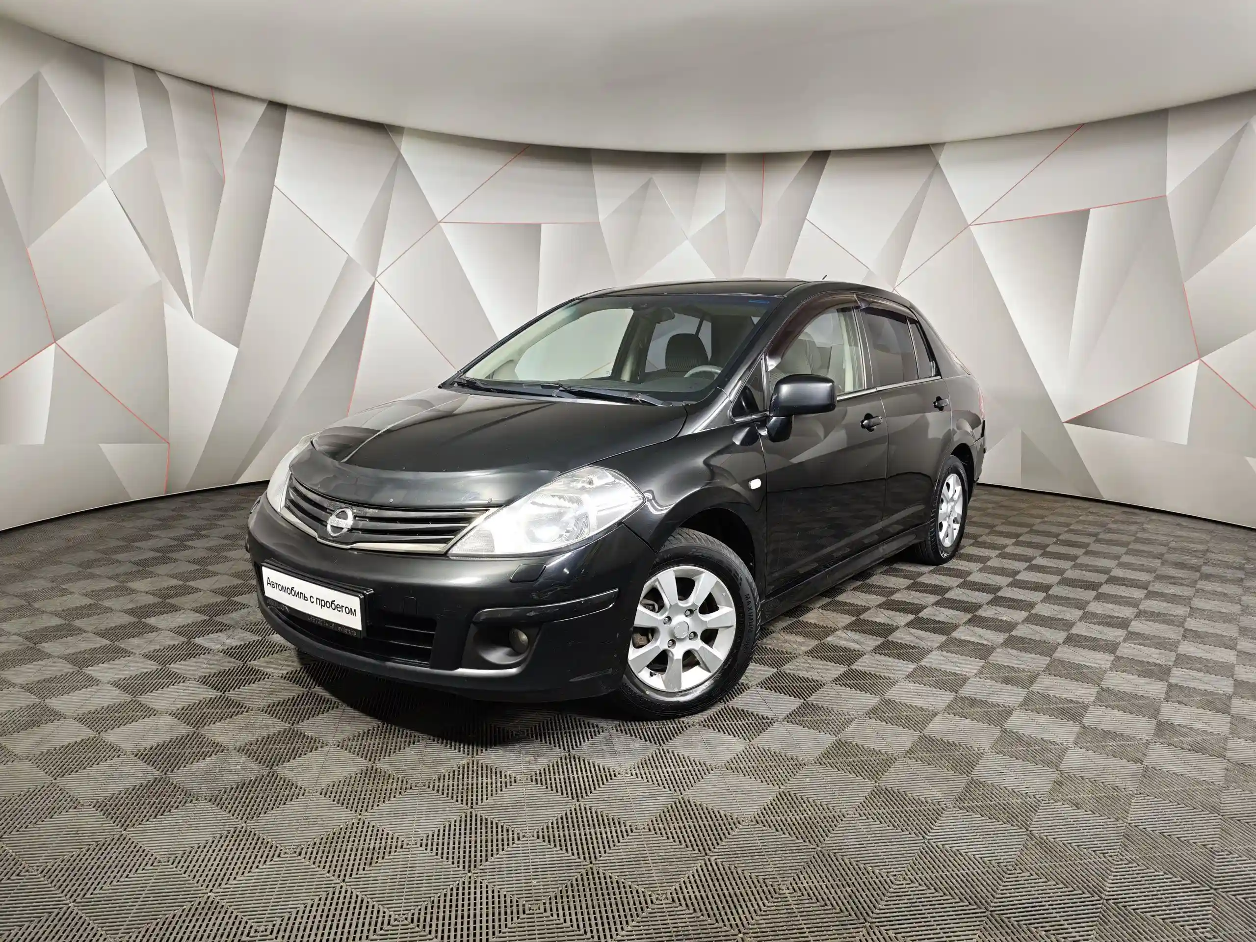 Nissan Tiida 2010