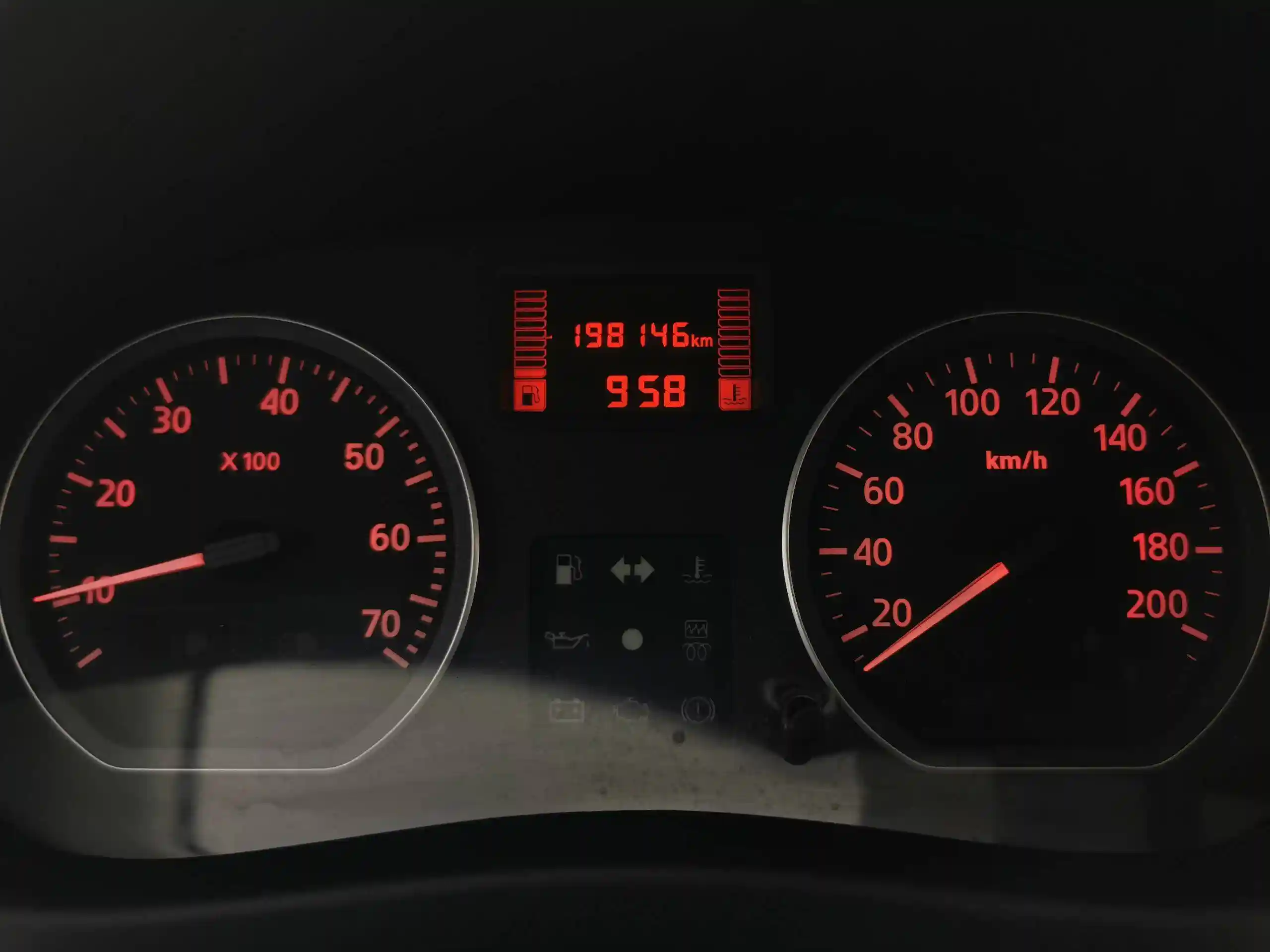 Nissan Almera 2014