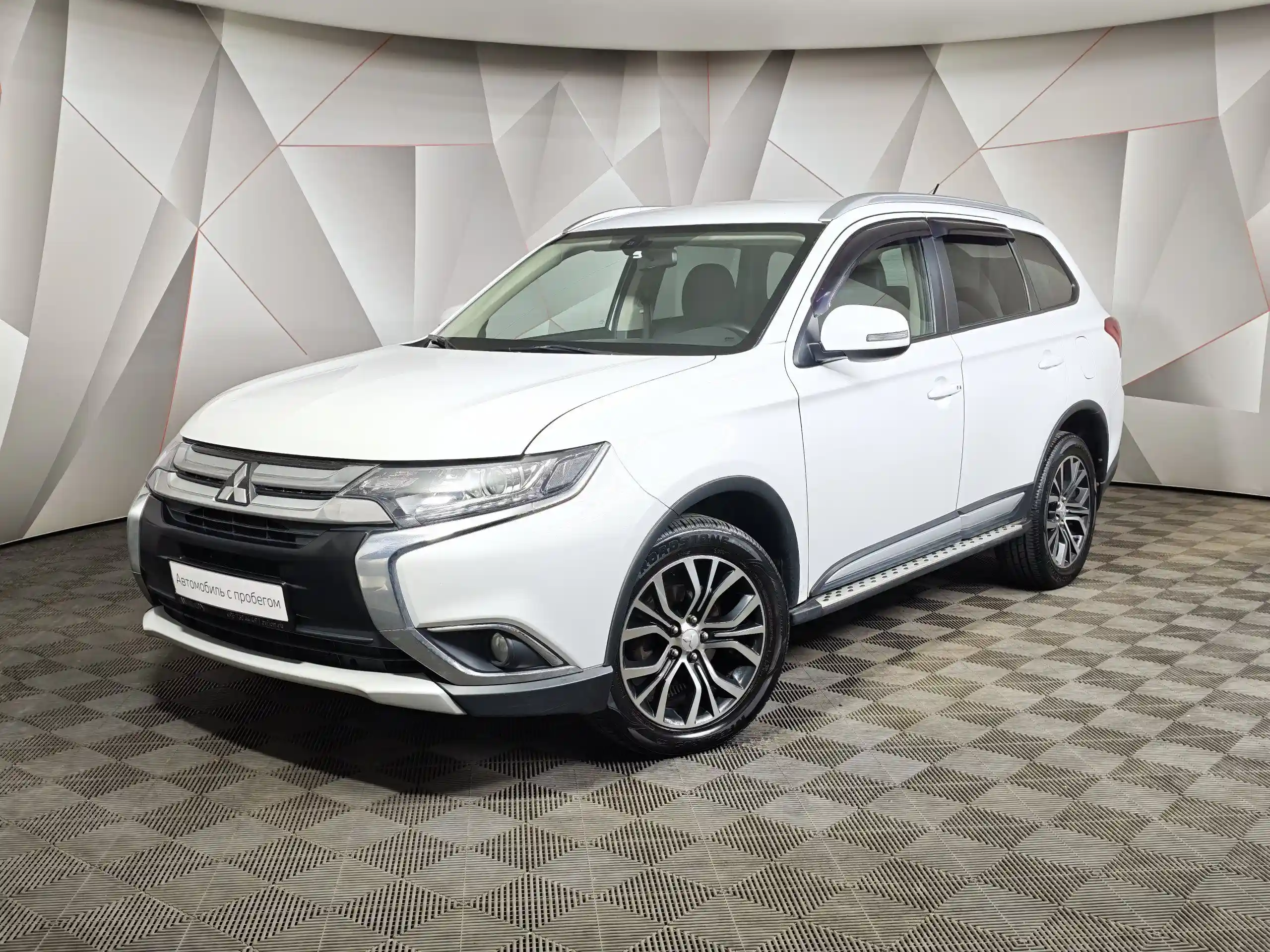 Mitsubishi Outlander 2015