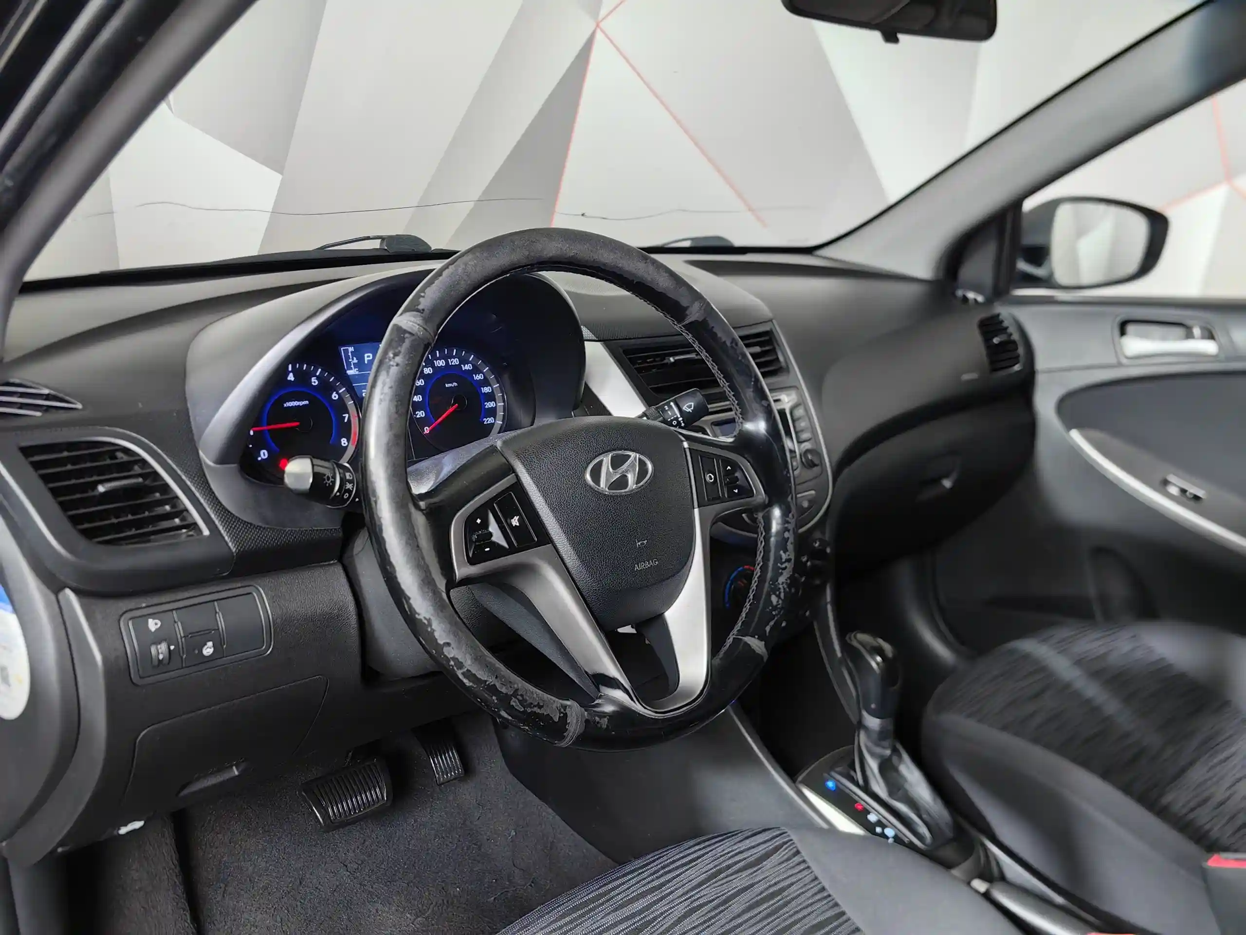 Hyundai Solaris 2014