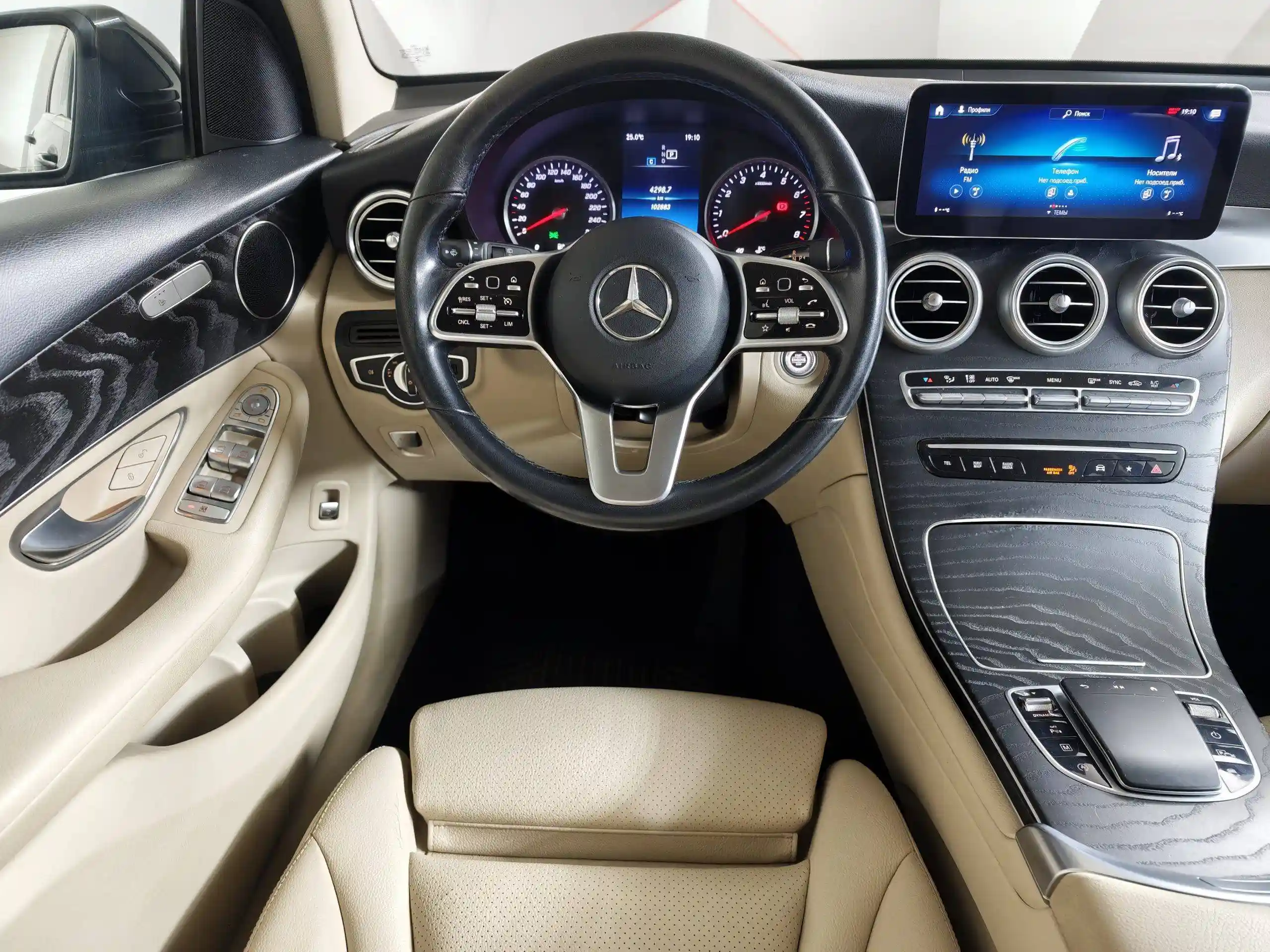 Mercedes-Benz GLC 2021