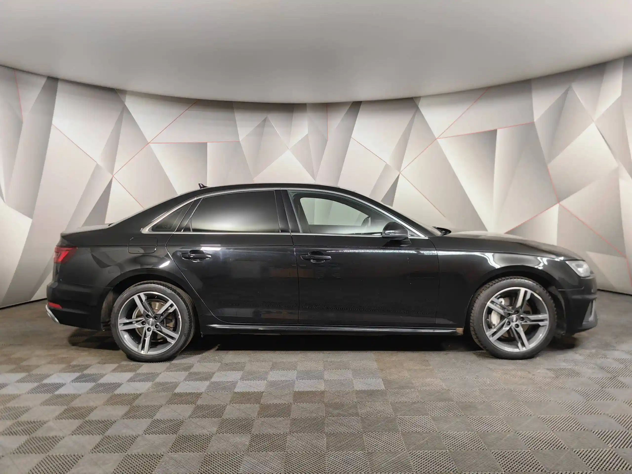 Audi A4 2019