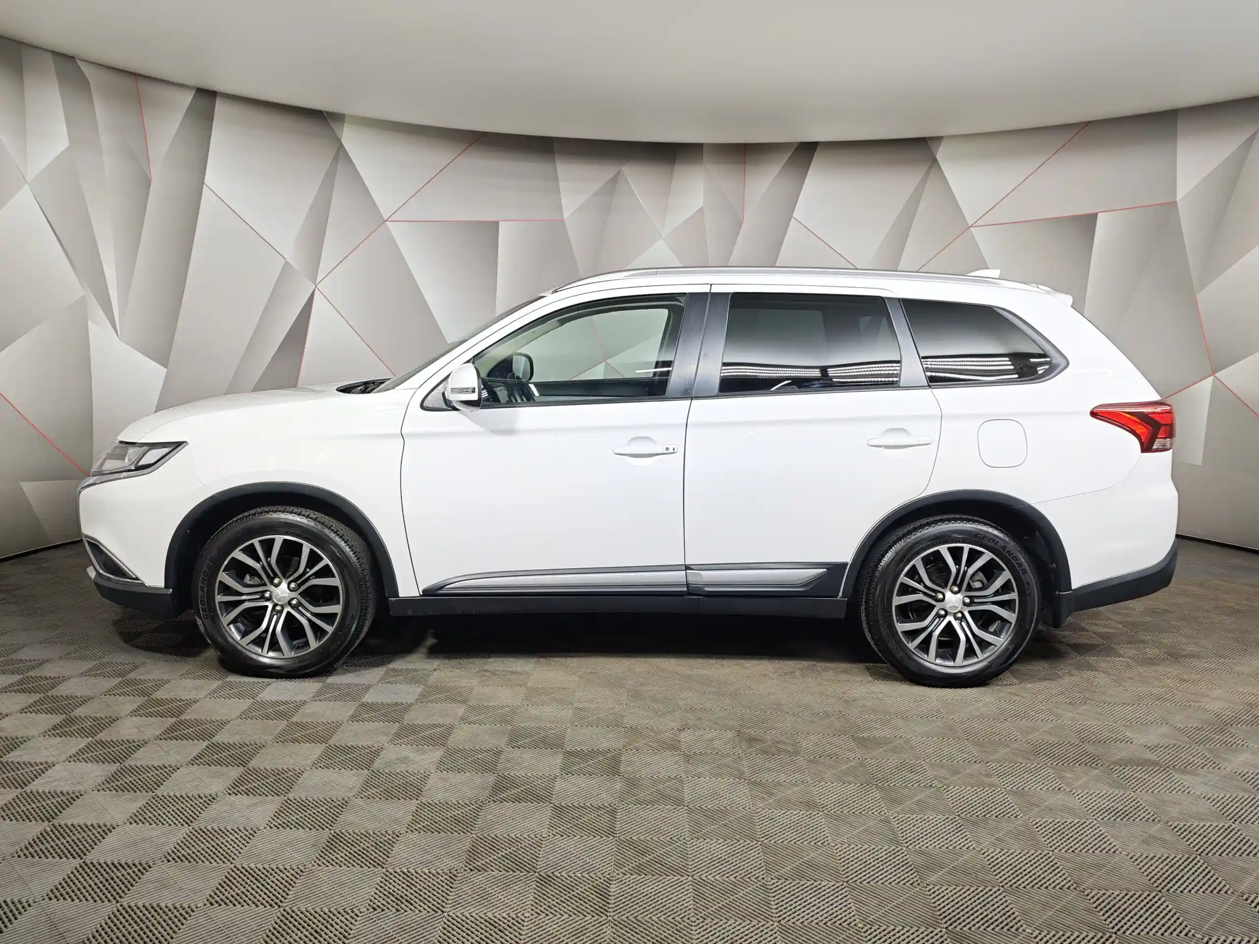 Mitsubishi Outlander 2018
