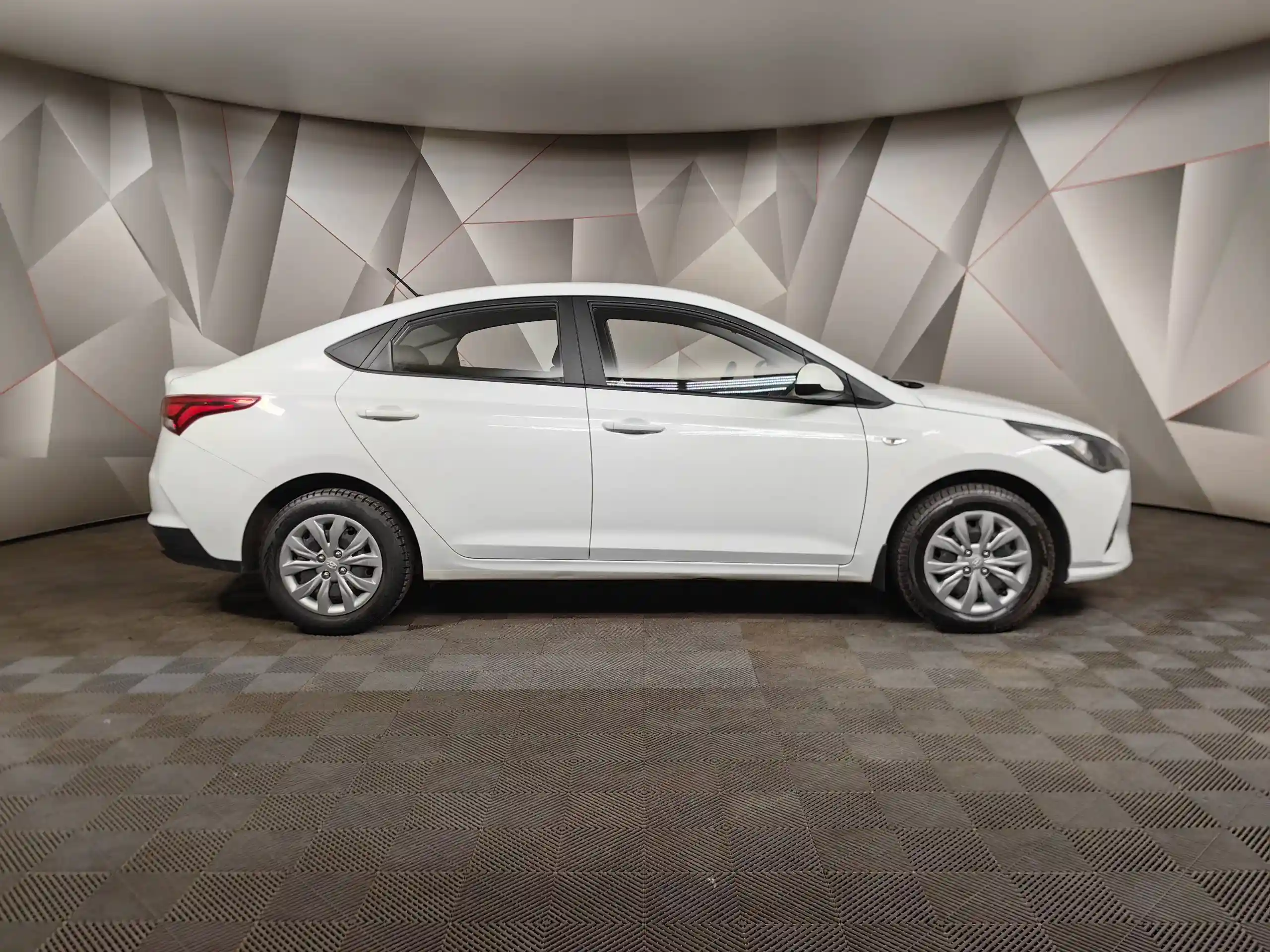 Hyundai Solaris 2021