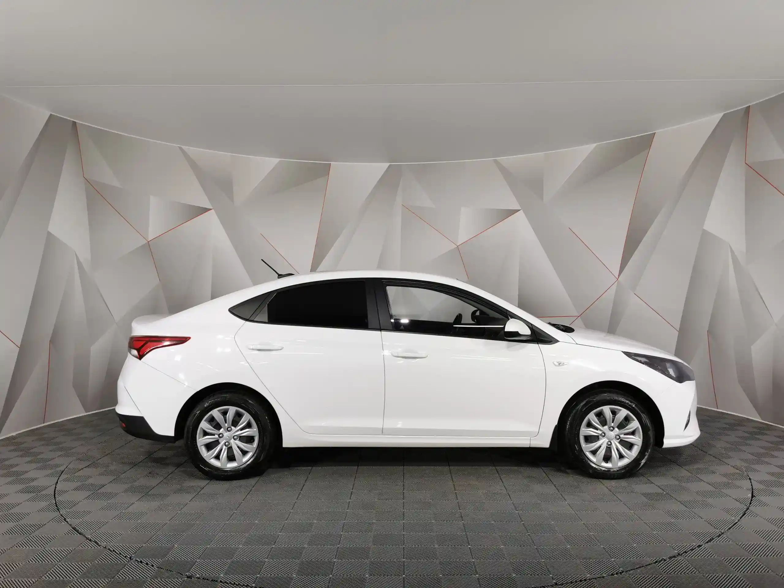 Hyundai Solaris 2021