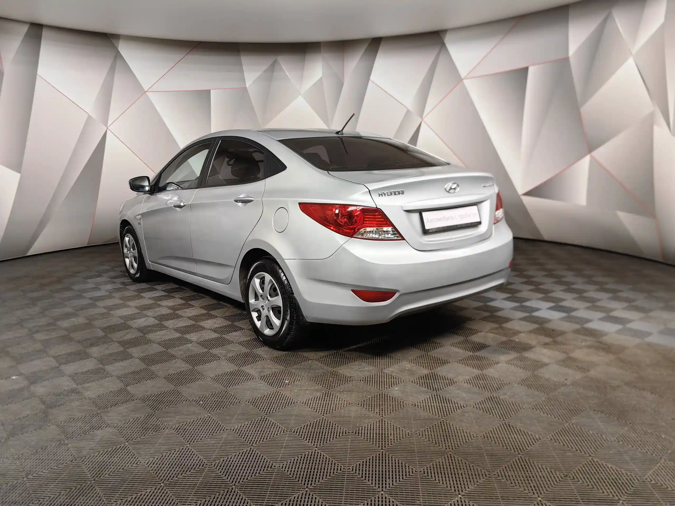 Hyundai Solaris 2013