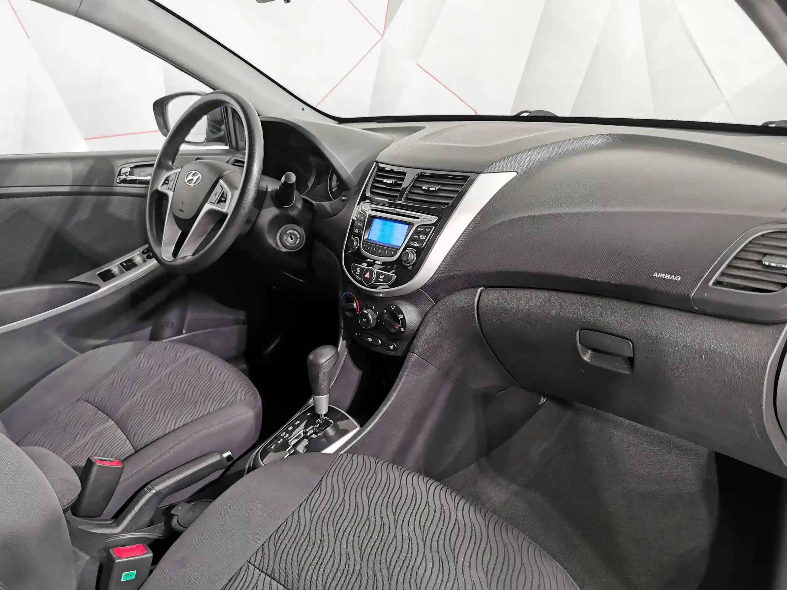 Hyundai Solaris 2011