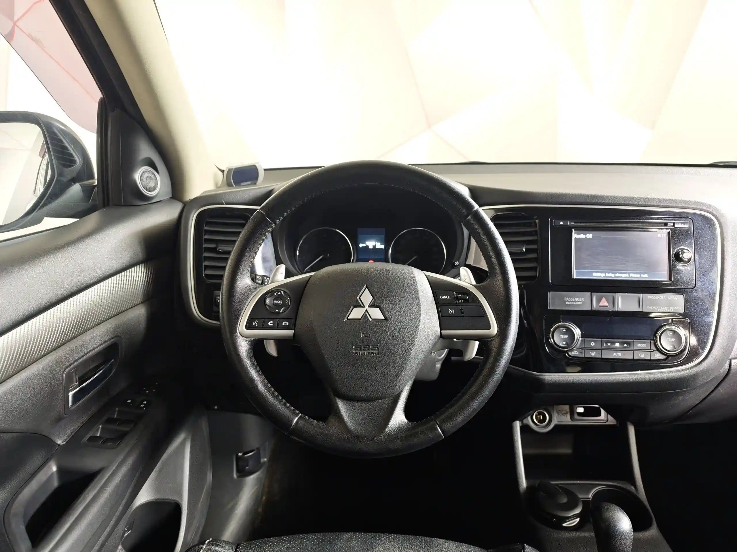 Mitsubishi Outlander 2012