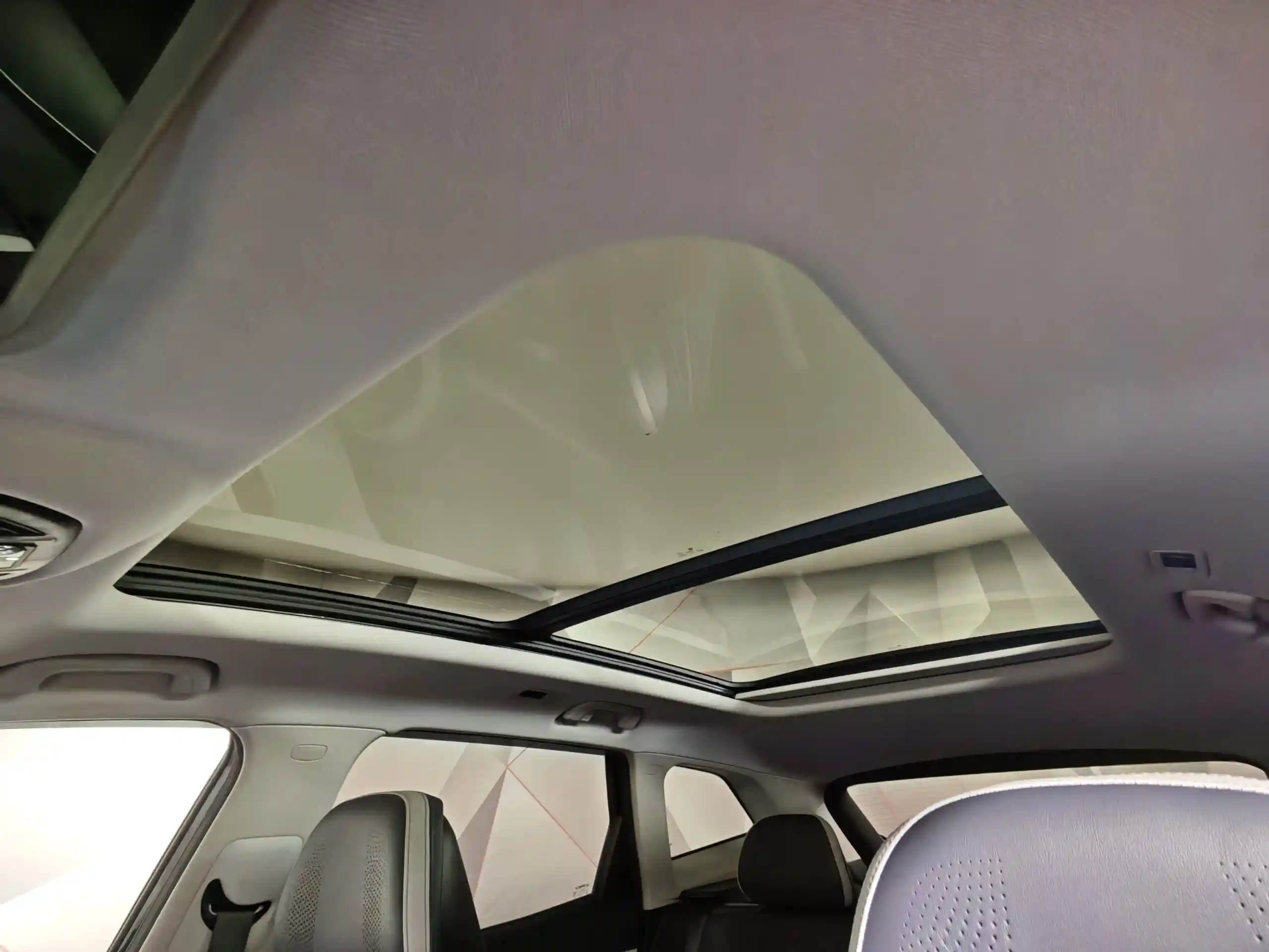 Geely Atlas 2023