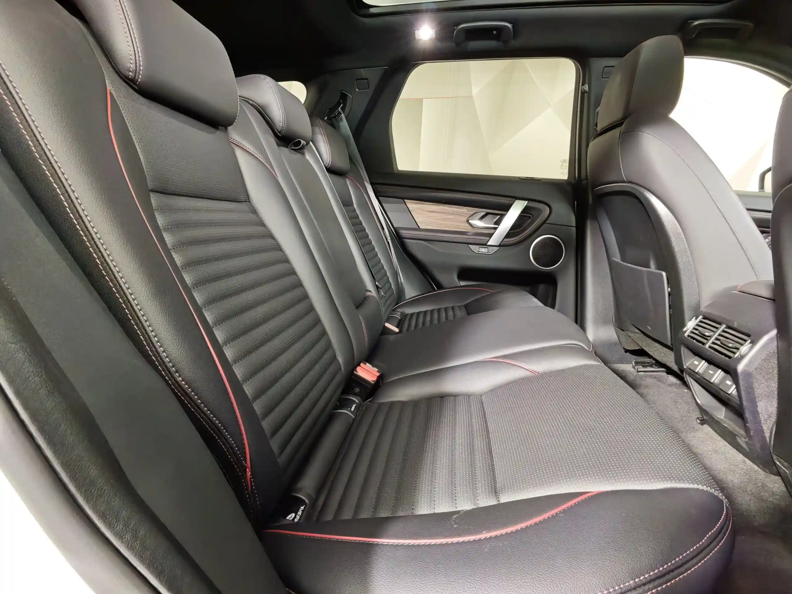 Land Rover Discovery Sport 2022