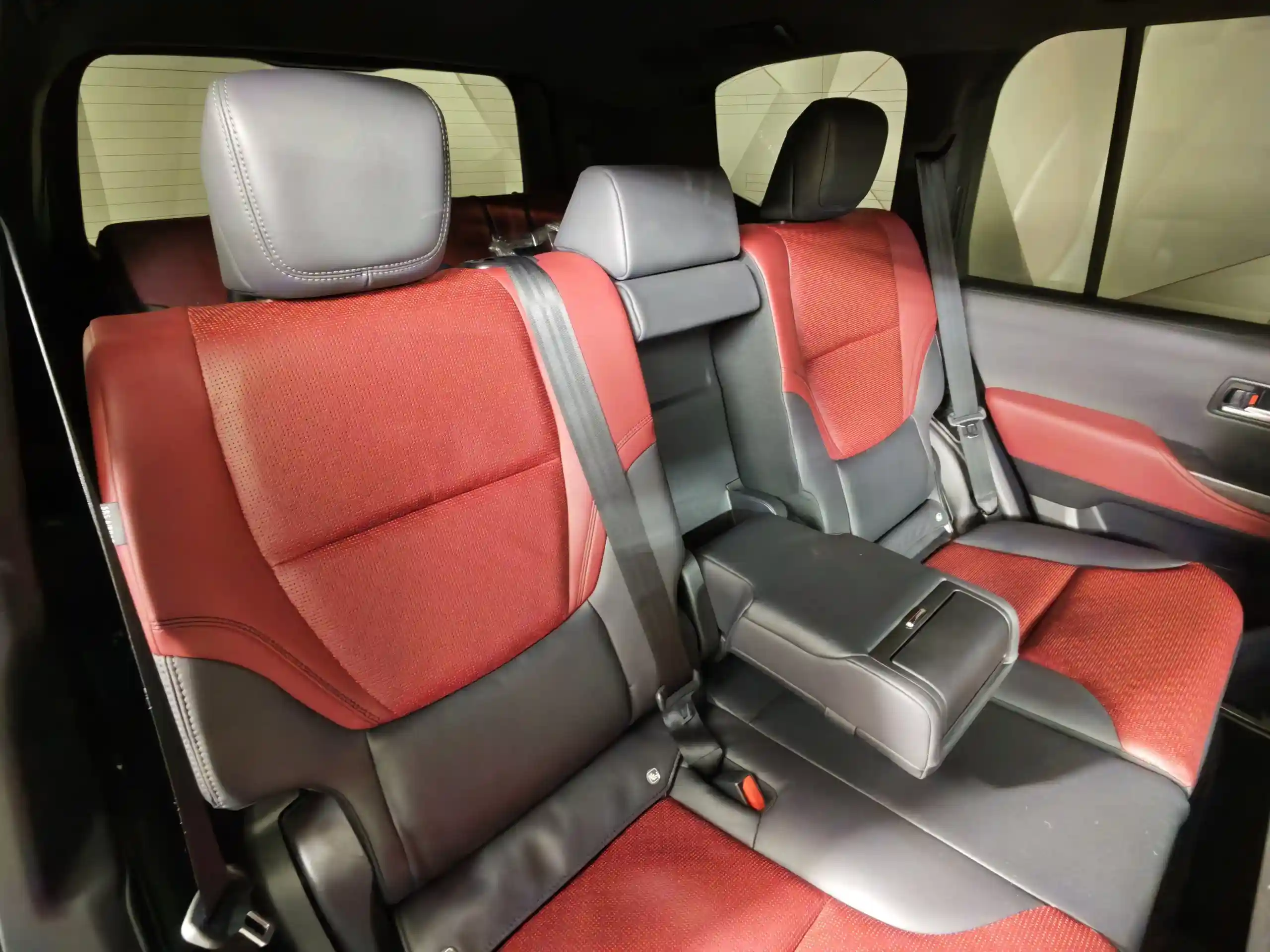 Toyota Land Cruiser 2023