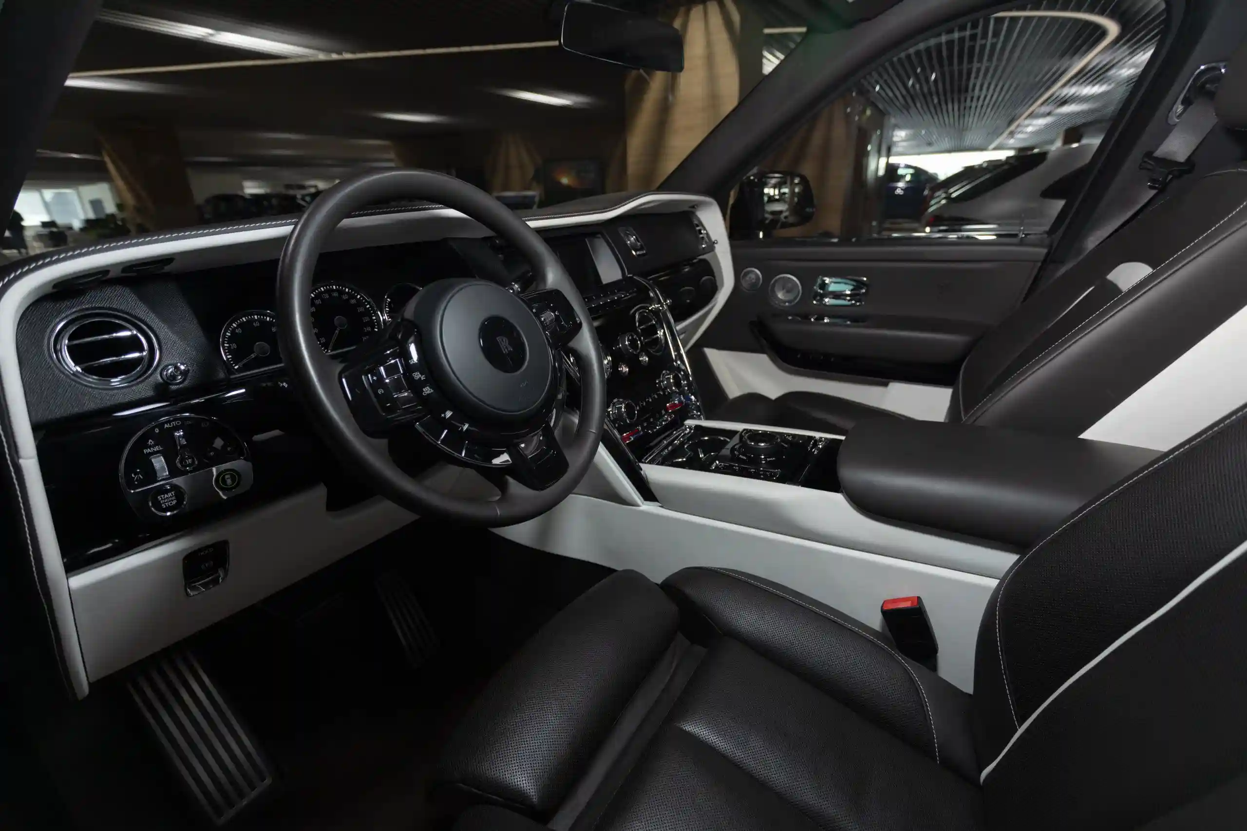 Rolls-Royce Cullinan 2021